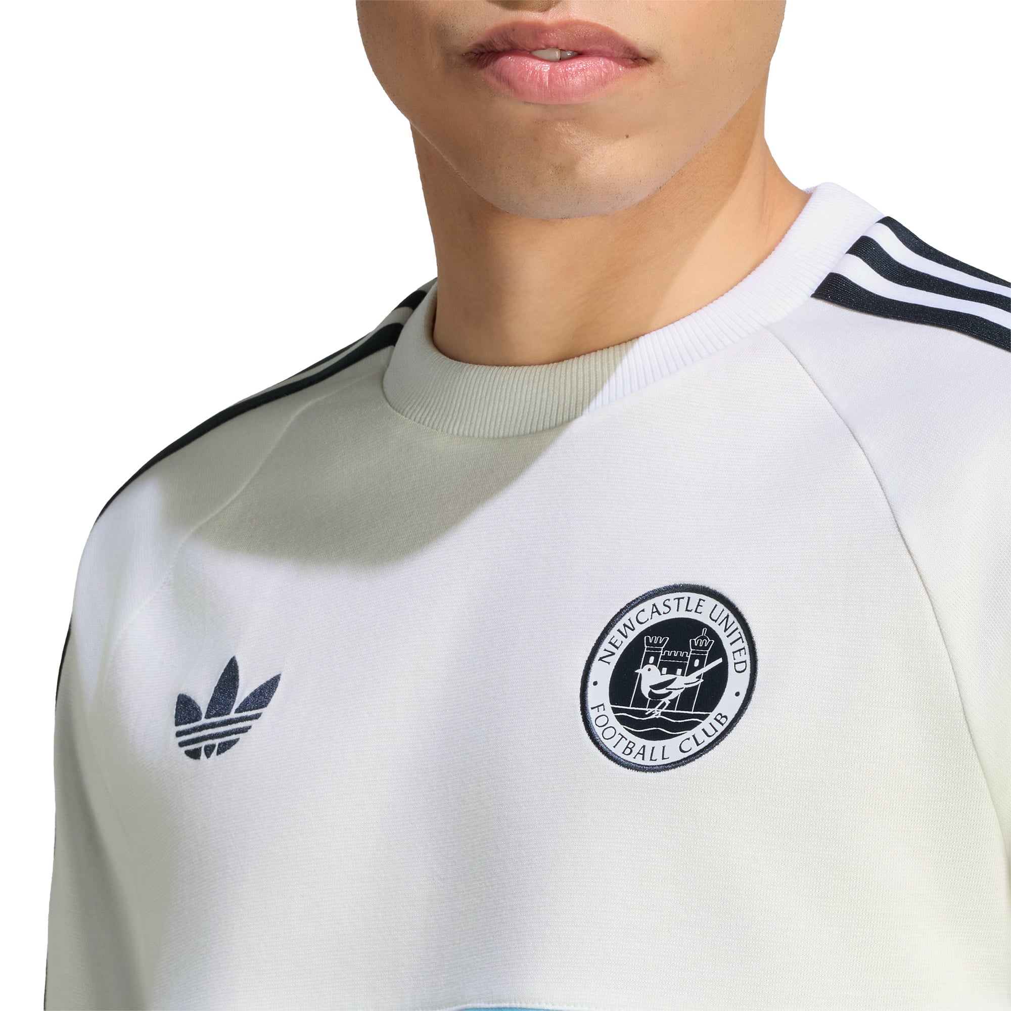 T-shirt adidas Originals blanc Newcastle United OG 2.0 pour homme