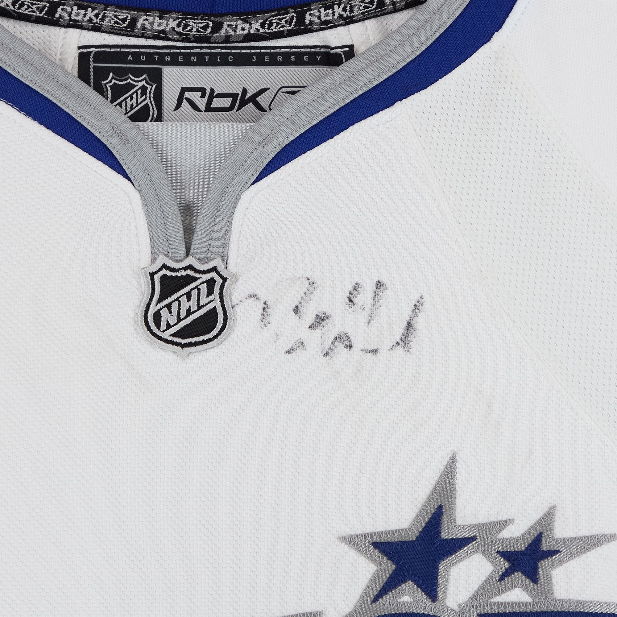 Maillot blanc autographié de Rick Nash (Conférence Ouest) lors du Match des étoiles de la LNH 2008.
