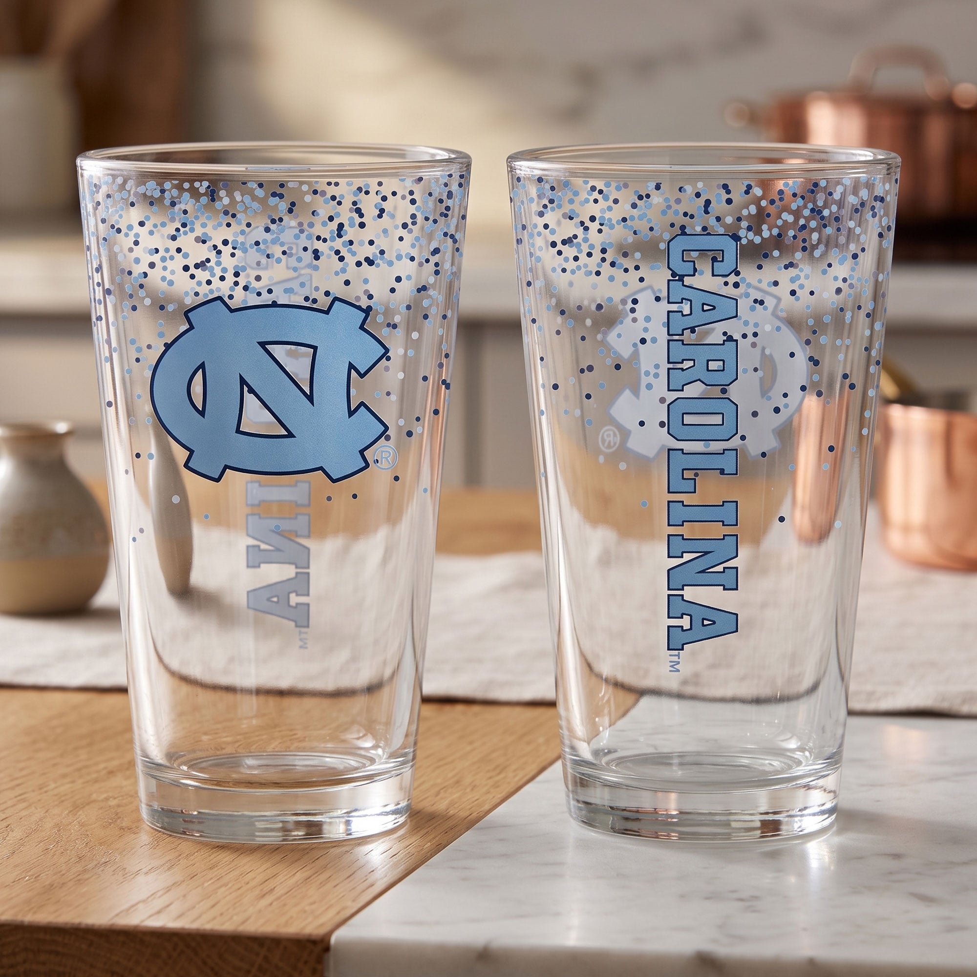 Indigo Falls North Carolina Tar Heels Confetti Pints ​​- Lot de 2