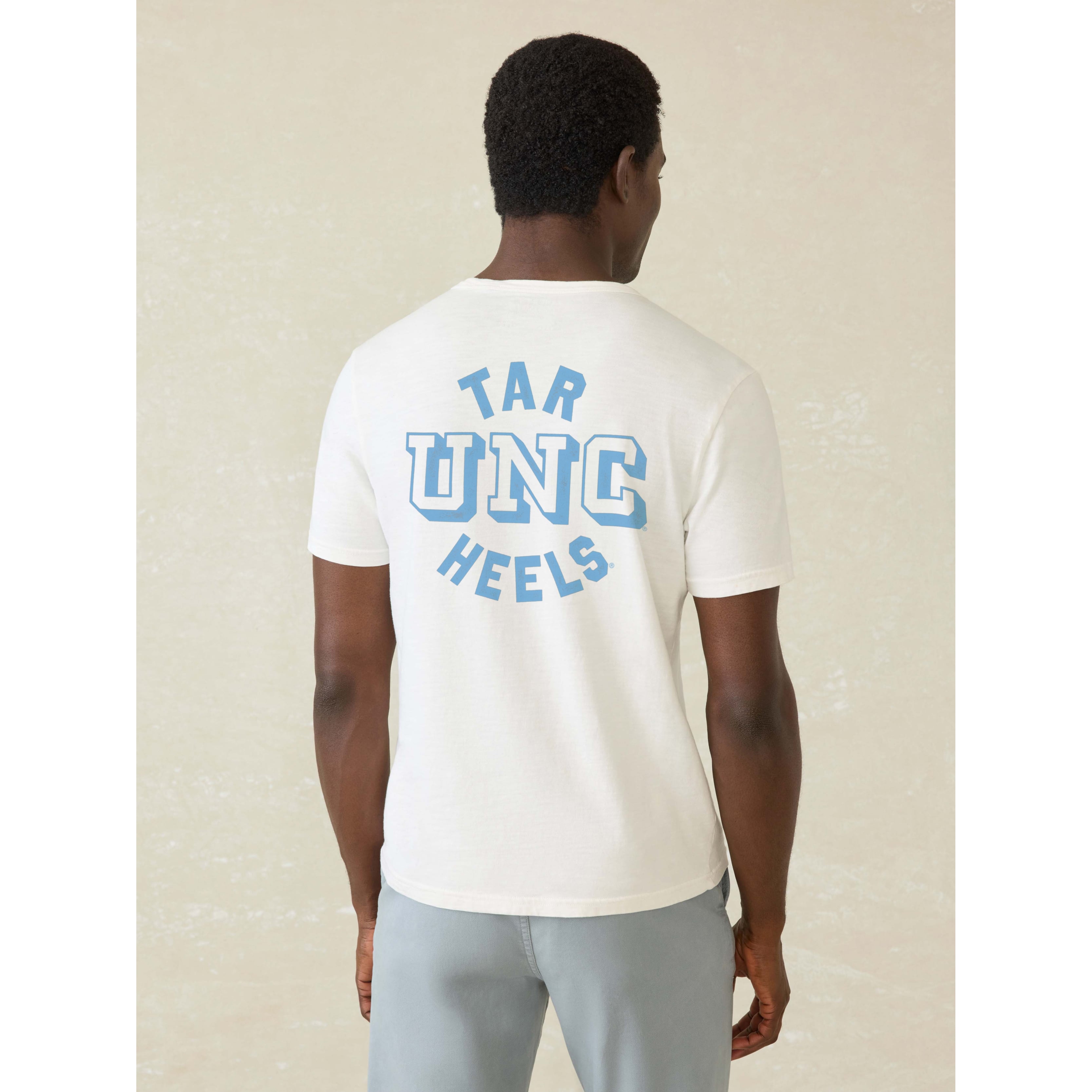 T-shirt à poche FAHERTY blanc pour homme, North Carolina Tar Heels, délavé par le soleil