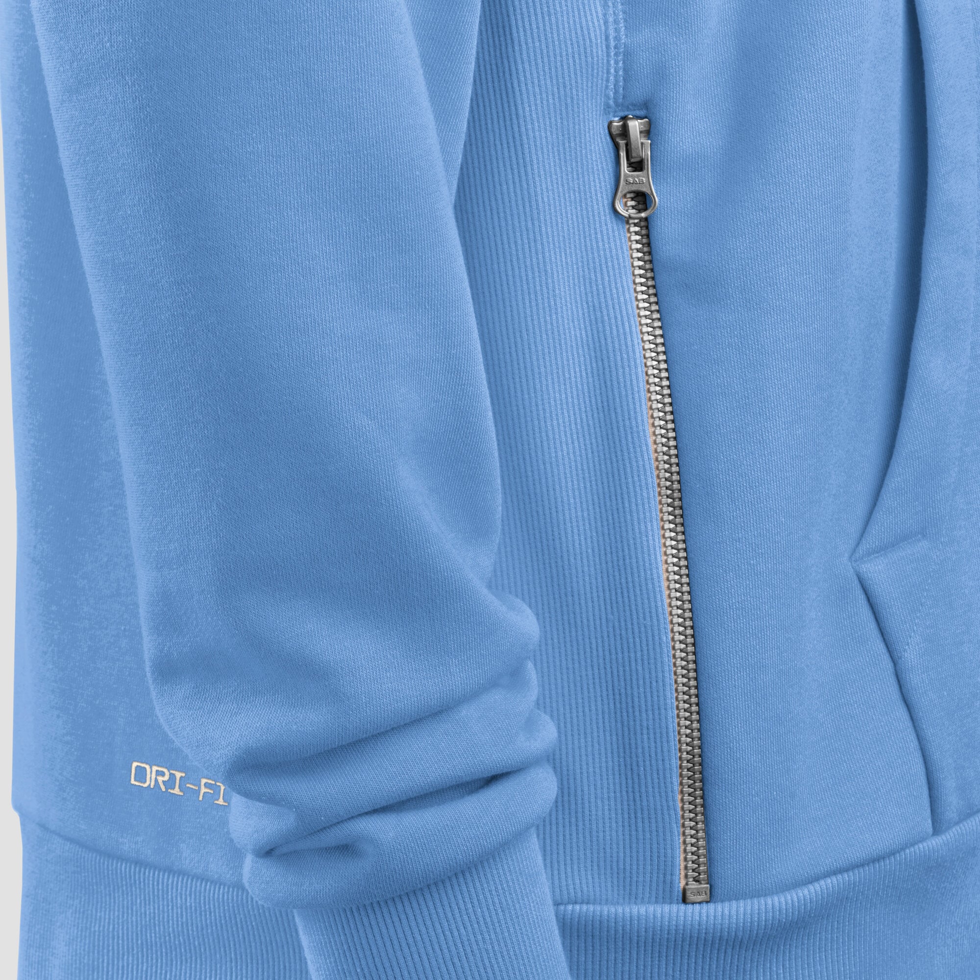 Sweat à capuche Jordan Brand Carolina Blue North Tar Heels 2026 Sideline Standard Issue Dri-FIT pour homme