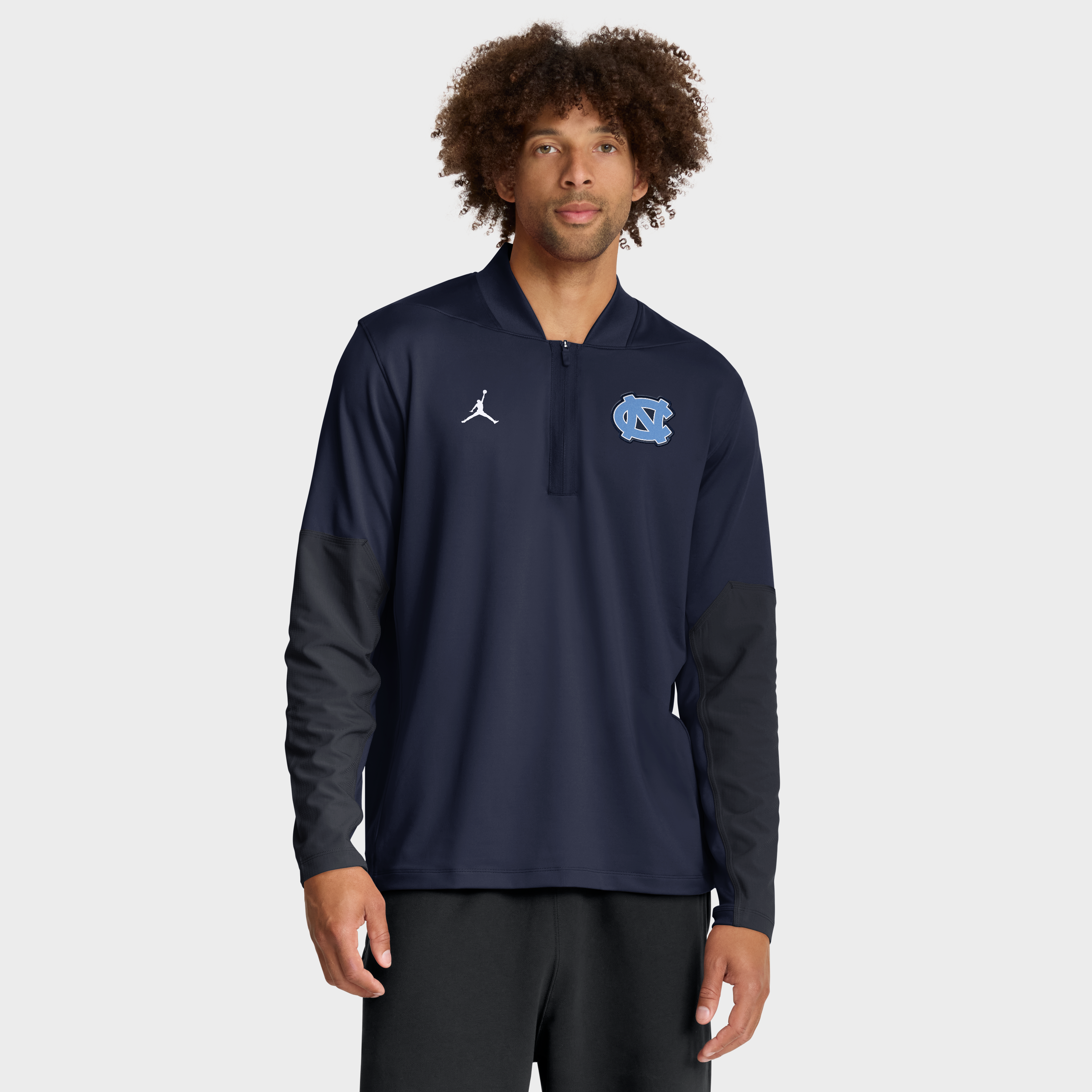 Men's Jordan Brand Navy North Carolina Tar Heels Sideline Dri-FIT Half-Zip Pullover
