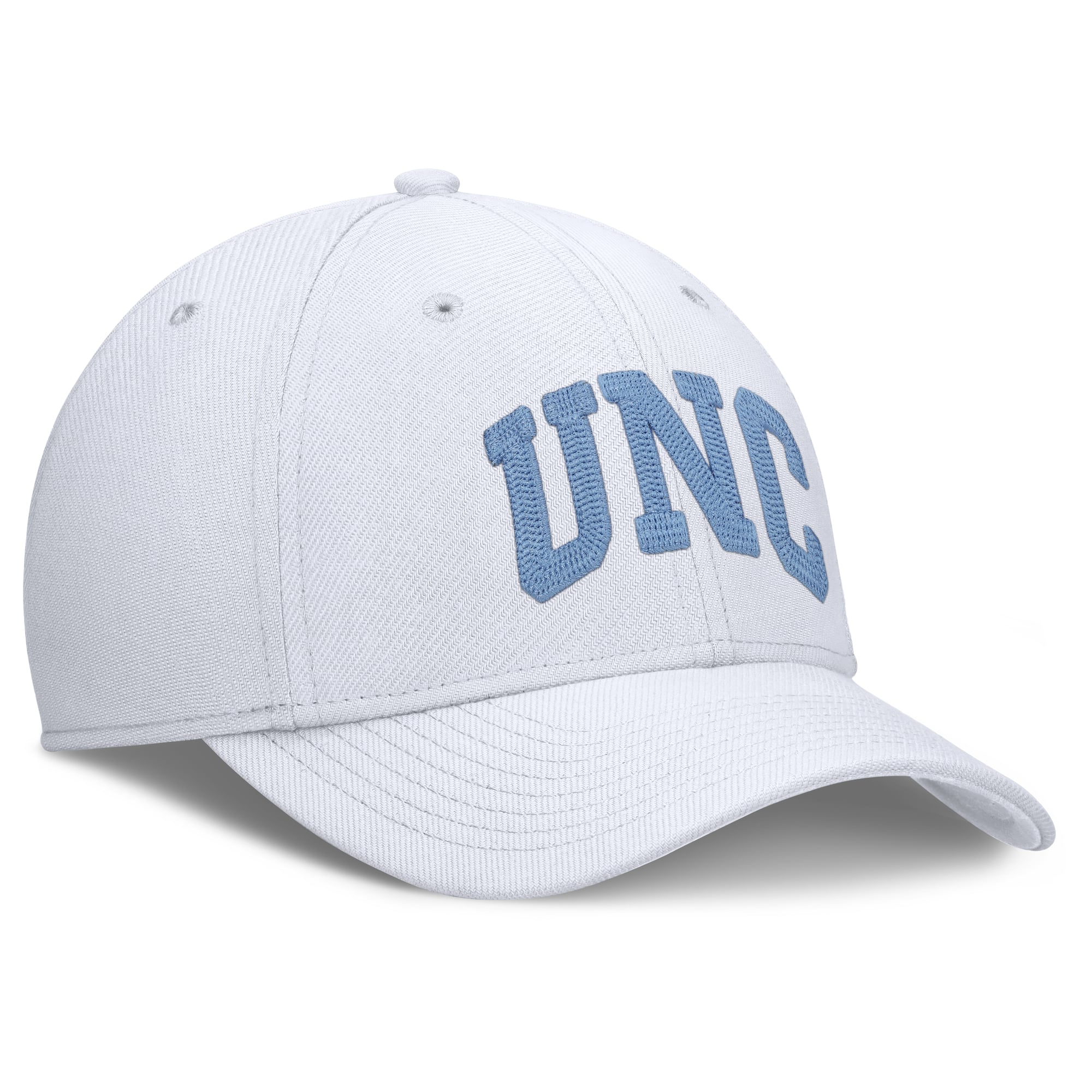 Casquette Jordan Brand blanche pour homme, modèle North Carolina Tar Heels, logo SwooshRise et technologie Dri-FIT.