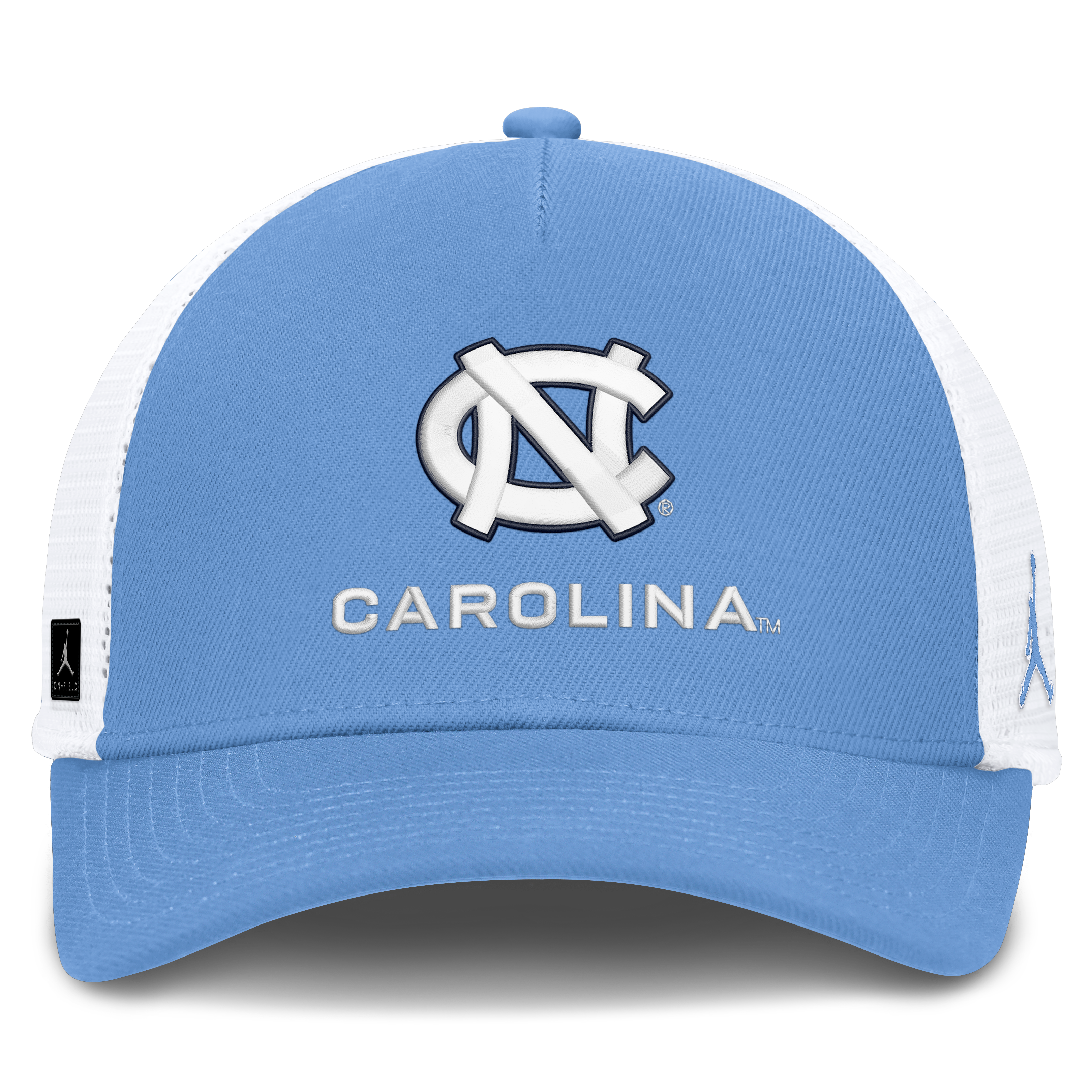 Casquette trucker unisexe Jordan Brand bleu Caroline des Tar Heels de Caroline du Nord 2026, modèle « On-Field Gameday ».