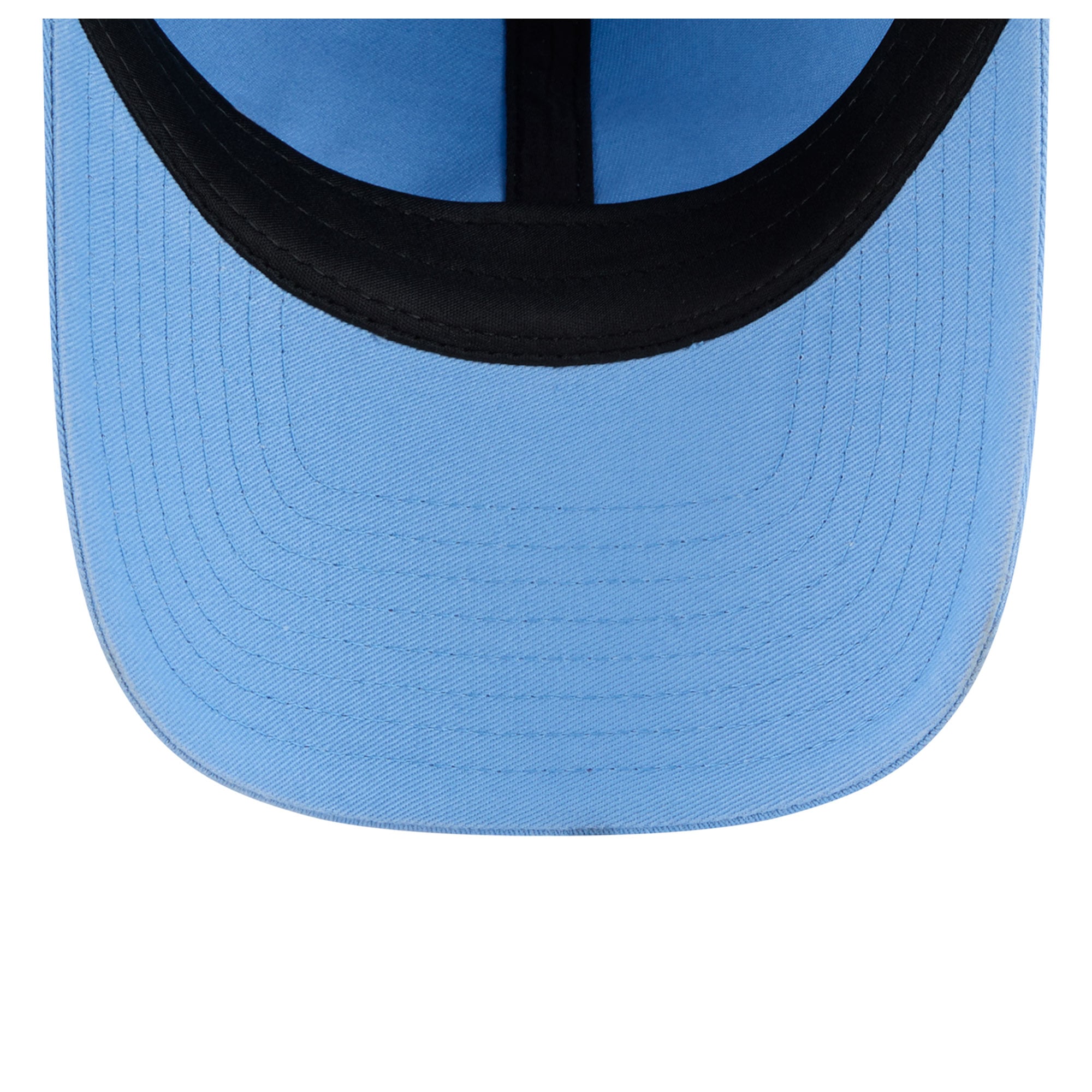 Casquette unisexe New Era bleu Caroline, modèle classique et ajustable, à l'effigie des Tar Heels de Caroline du Nord.