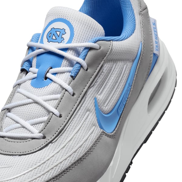 Unisex Nike White North Carolina Tar Heels Air Max Verse  display picture 1