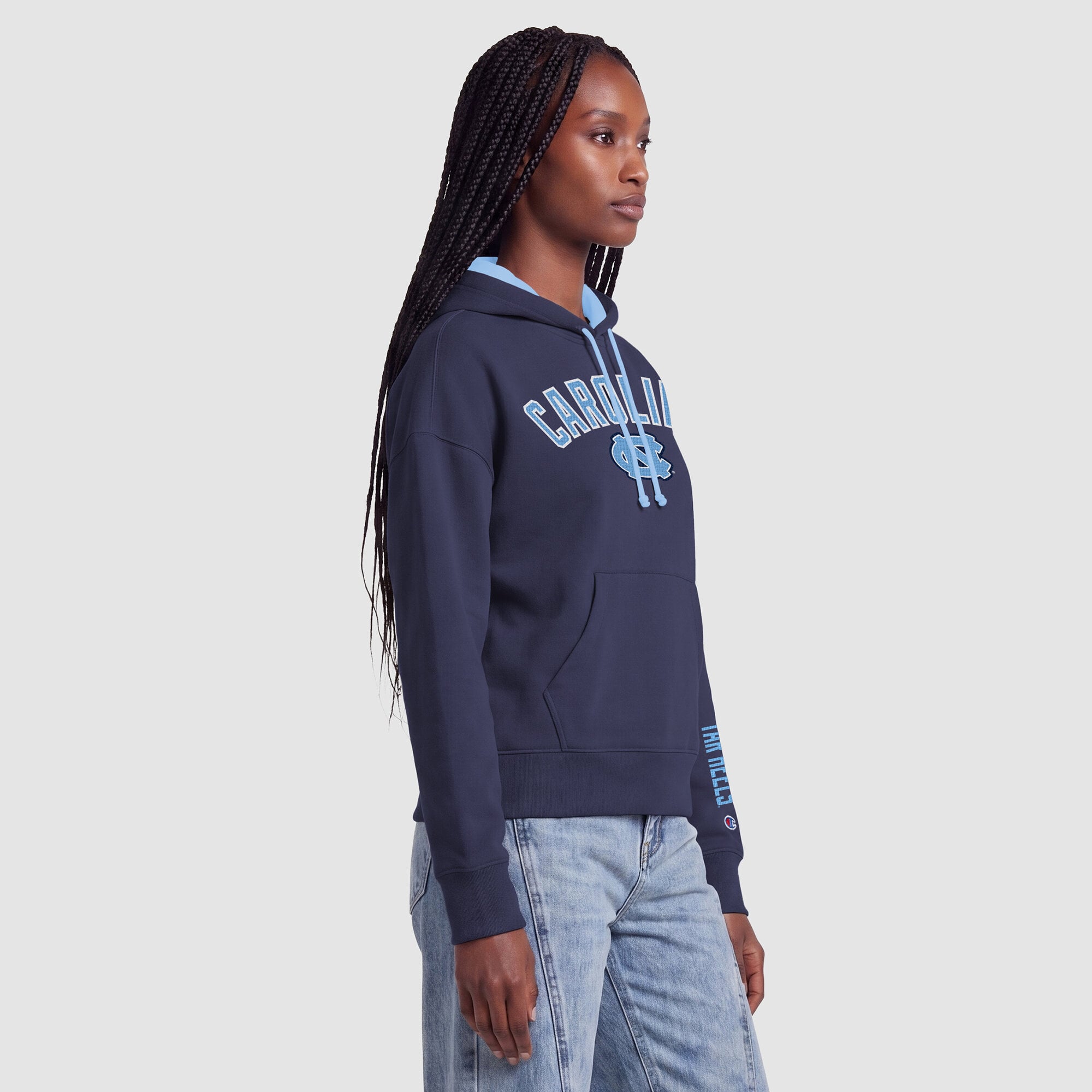 Sweat à capuche bleu marine Champion North Carolina Tar Heels pour femmes
