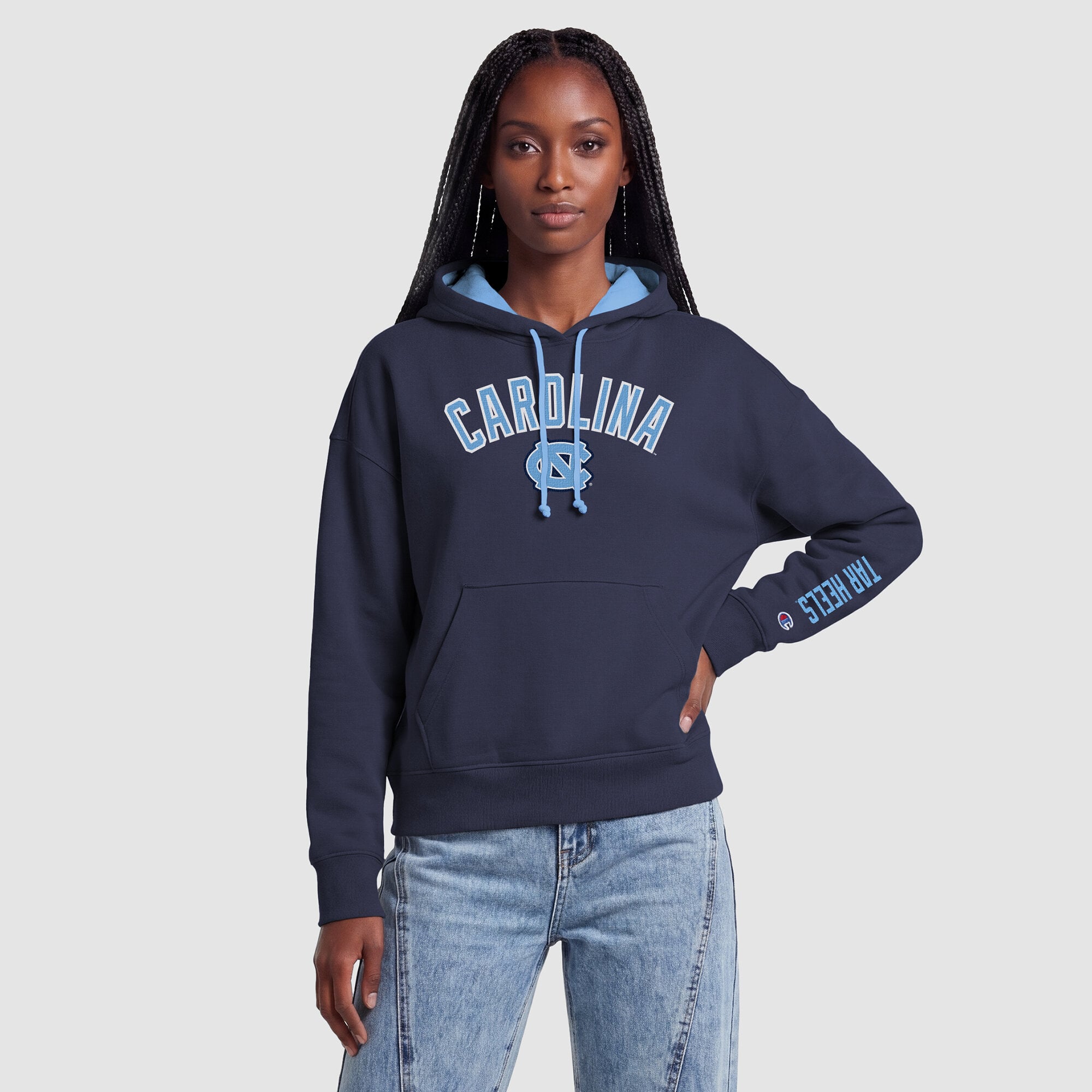 Sweat à capuche bleu marine Champion North Carolina Tar Heels pour femmes