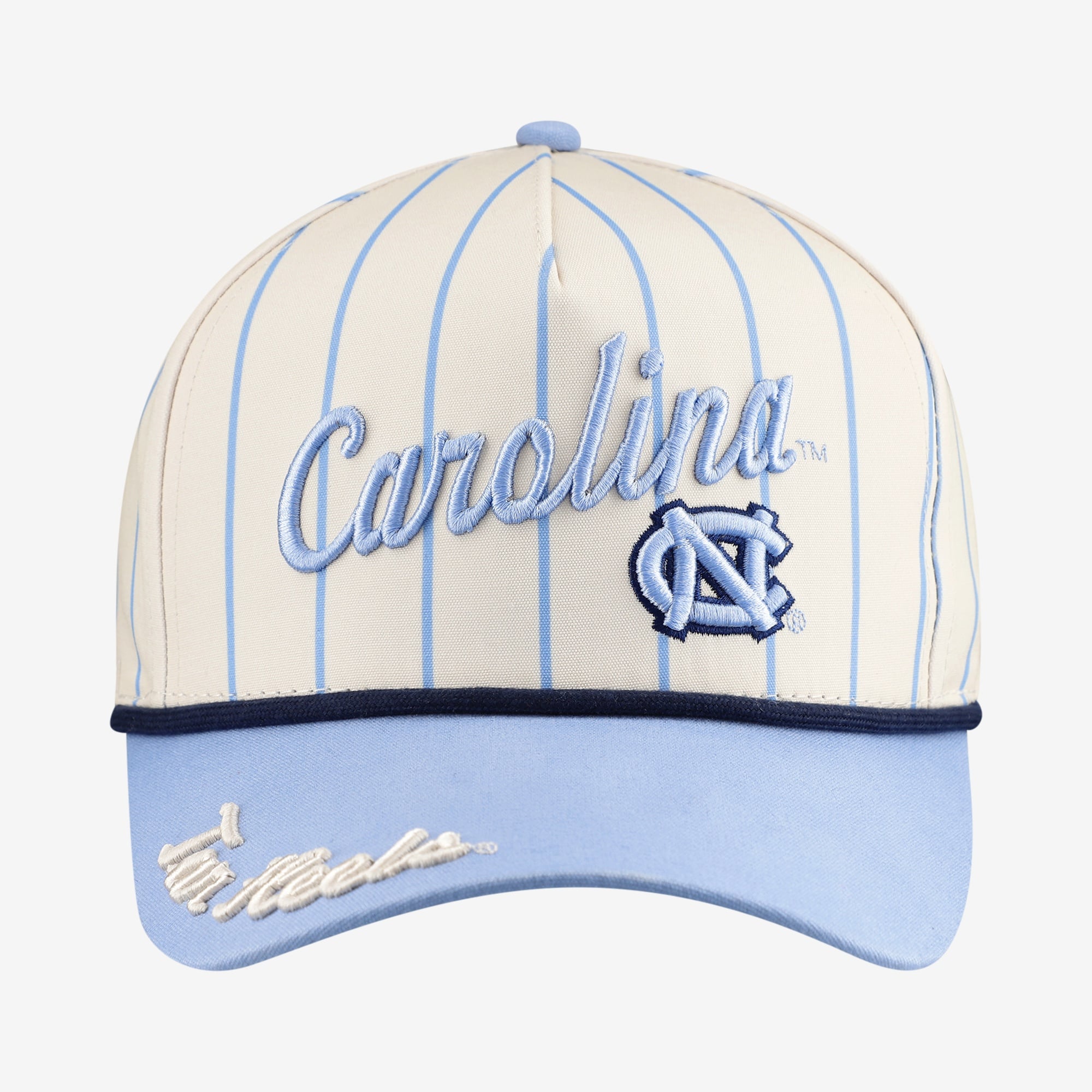 Casquette à rayures fines et à cinq panneaux ajustable en corde blanche North Carolina Tar Heels pour femmes, idéale pour les jours de match.