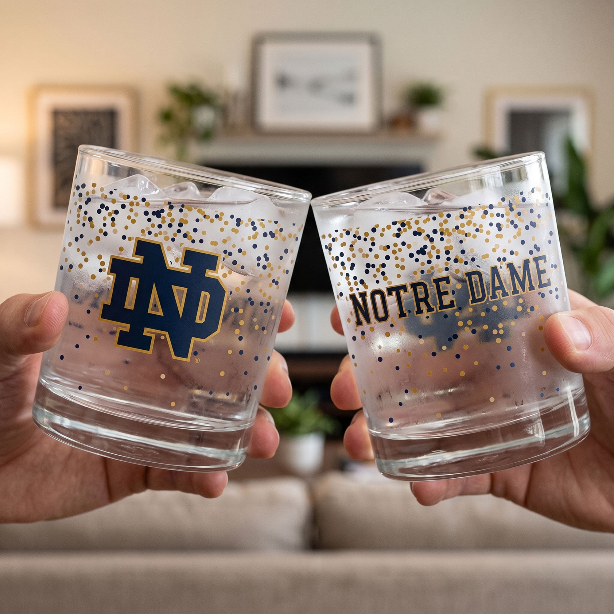 Ensemble de 2 verres à whisky Indigo Falls Notre Dame Fighting Irish Confetti