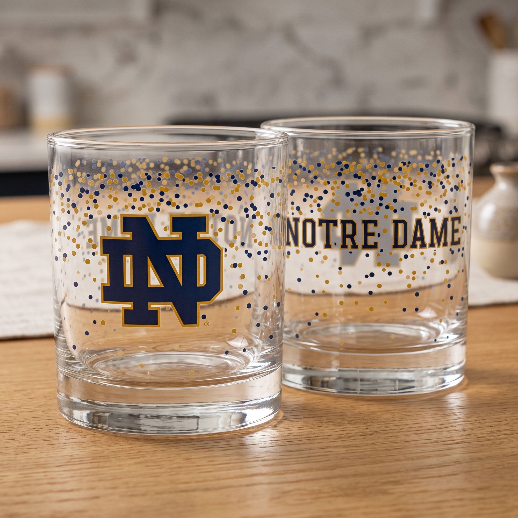 Ensemble de 2 verres à whisky Indigo Falls Notre Dame Fighting Irish Confetti