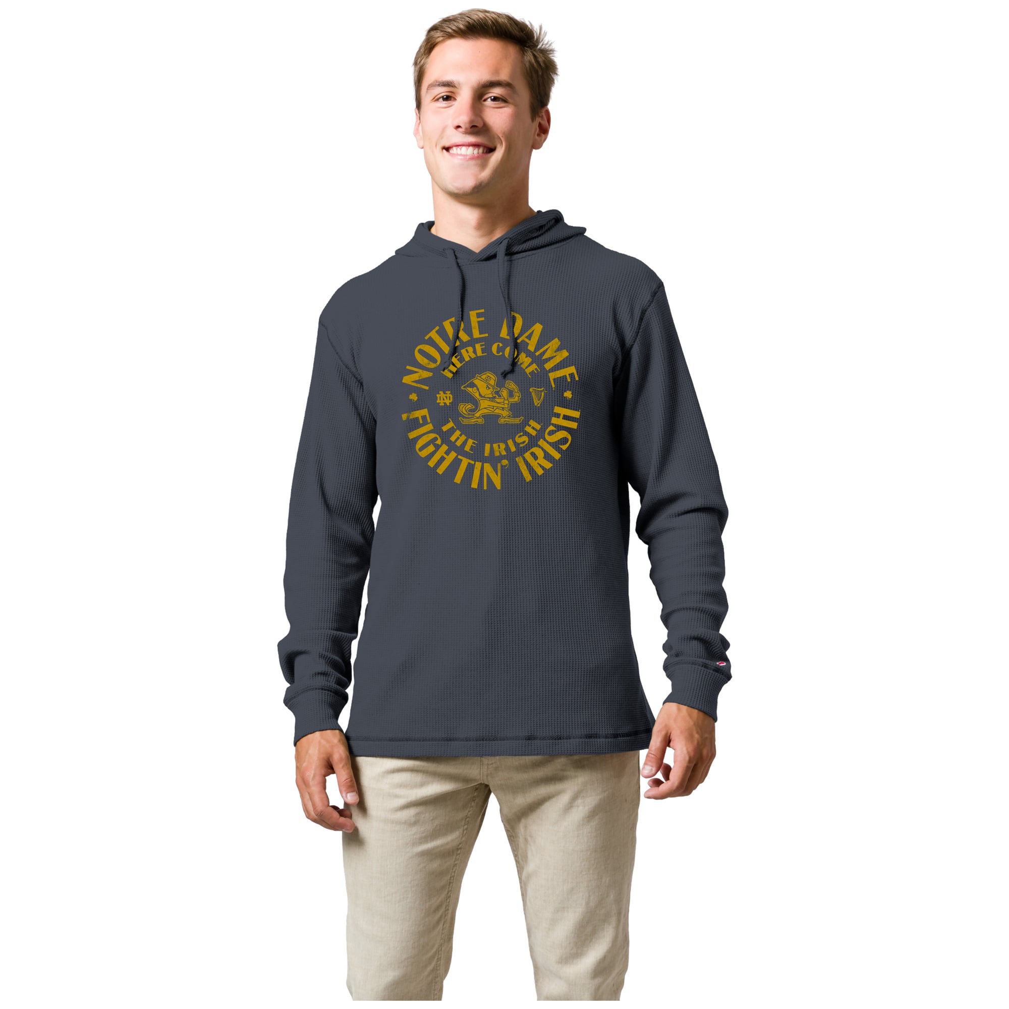Sweat à capuche en maille gaufrée bleu marine Notre Dame Fighting Irish Guinness Leprechaun de la collection Men's League Collegiate Wear