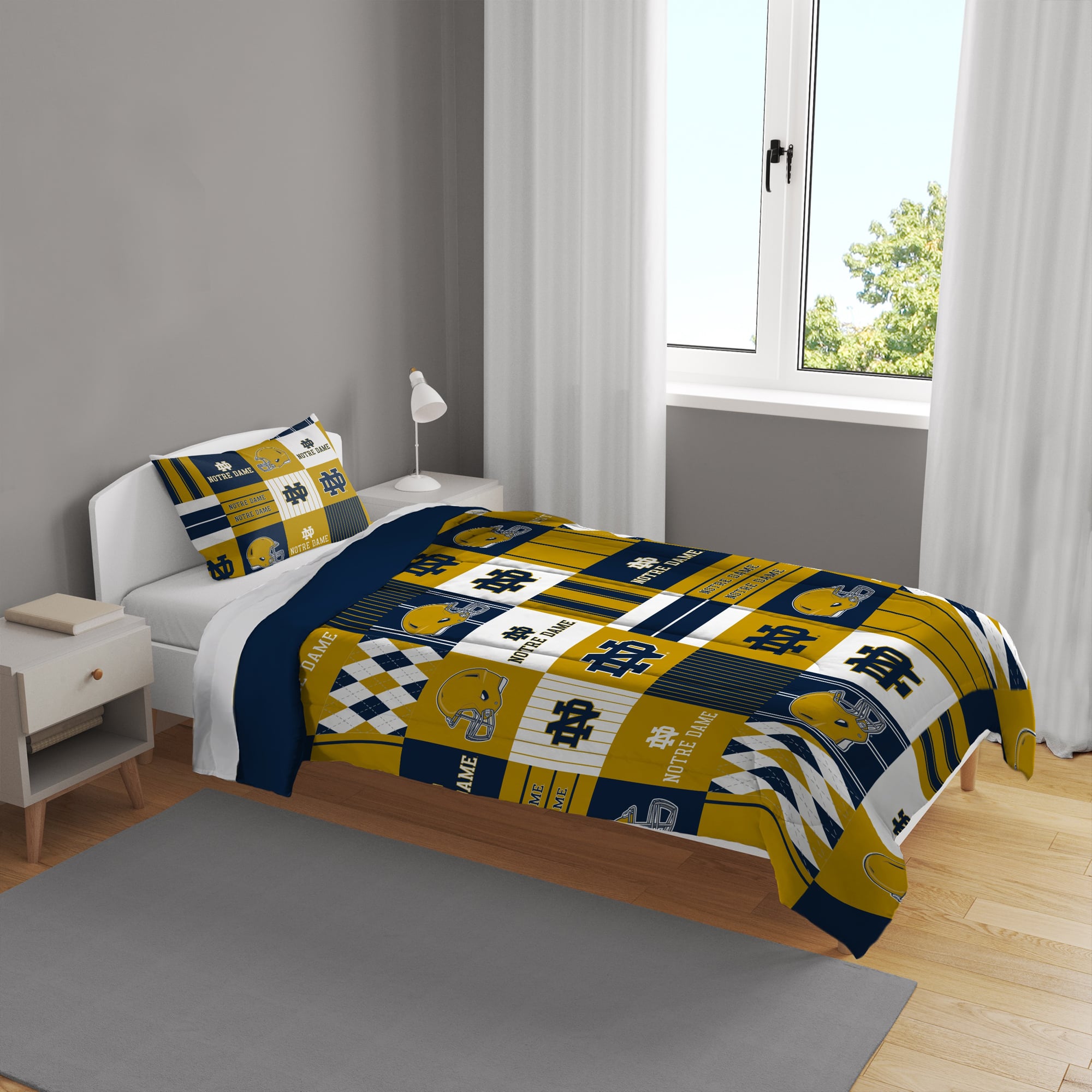 Pegasus Notre Dame Fighting Irish Patchwork Plaid Two-Piece Twin/Twin XL Bed in a Bag Set