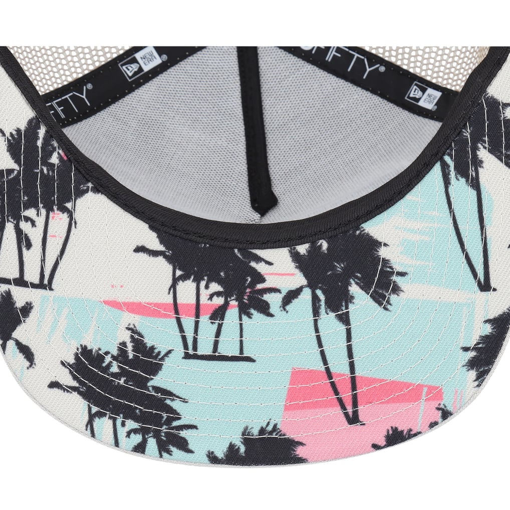 Oakland Athletics New Era Retro Beachin' Patch A-Frame Trucker 9FIFTY ...