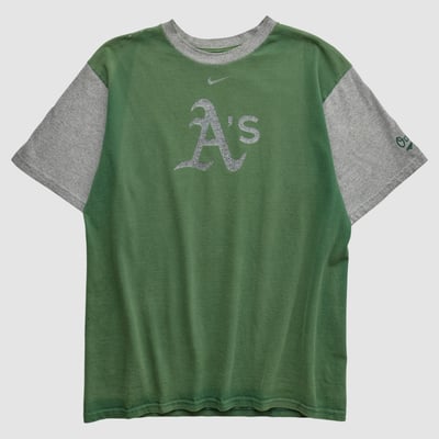 Oakland Athletics Nike 2000s T-shirt - Green - M by Fanatics Real Vintage