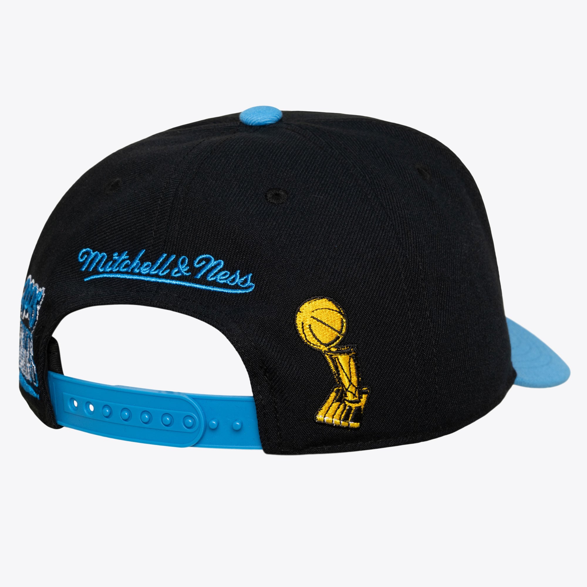 Men's Mitchell & Ness Black Oklahoma City Thunder True Legacy Pro Snapback Hat