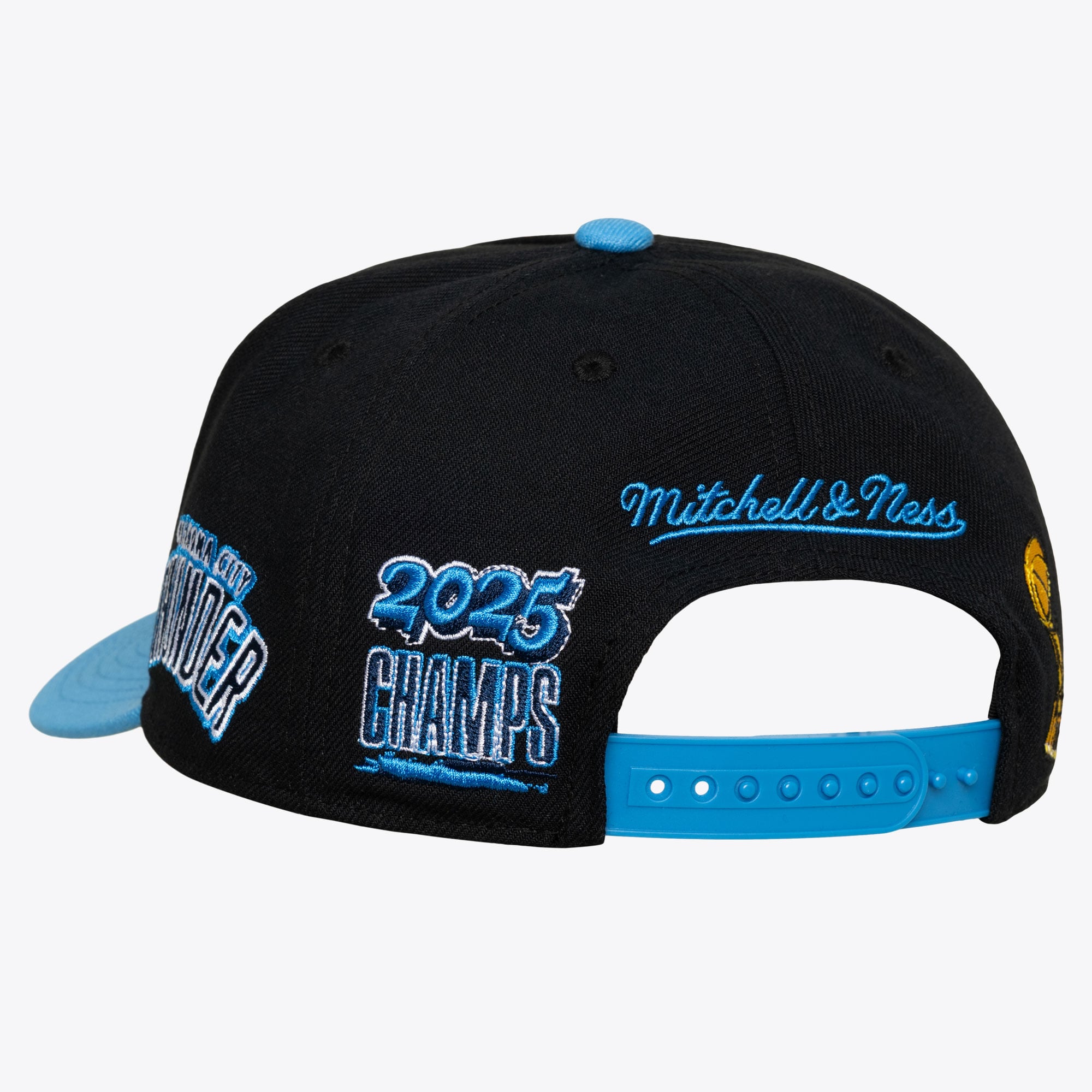 Men's Mitchell & Ness Black Oklahoma City Thunder True Legacy Pro Snapback Hat