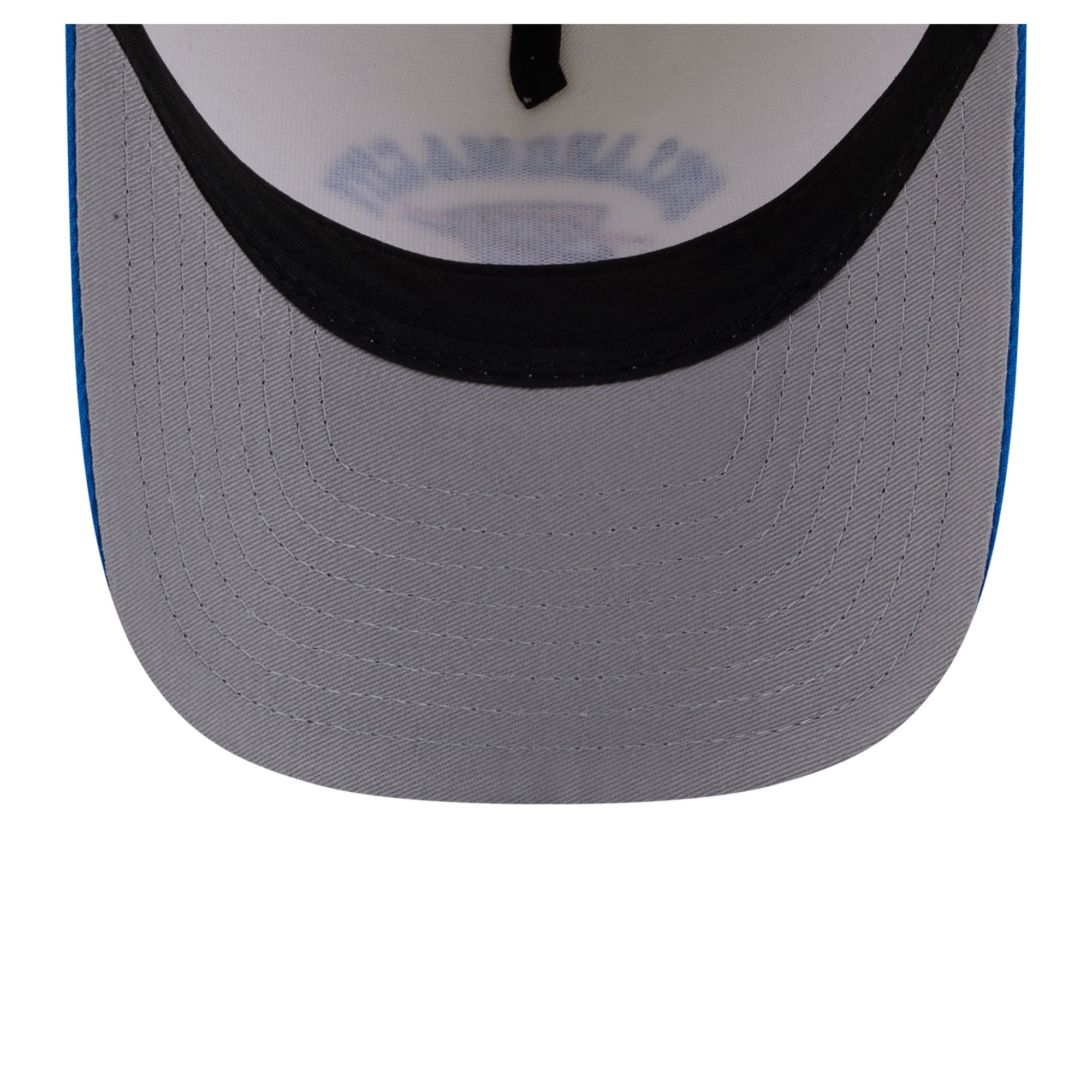 Casquette ajustable New Era Oklahoma City Thunder Arch 9FORTY blanche et bleue pour homme