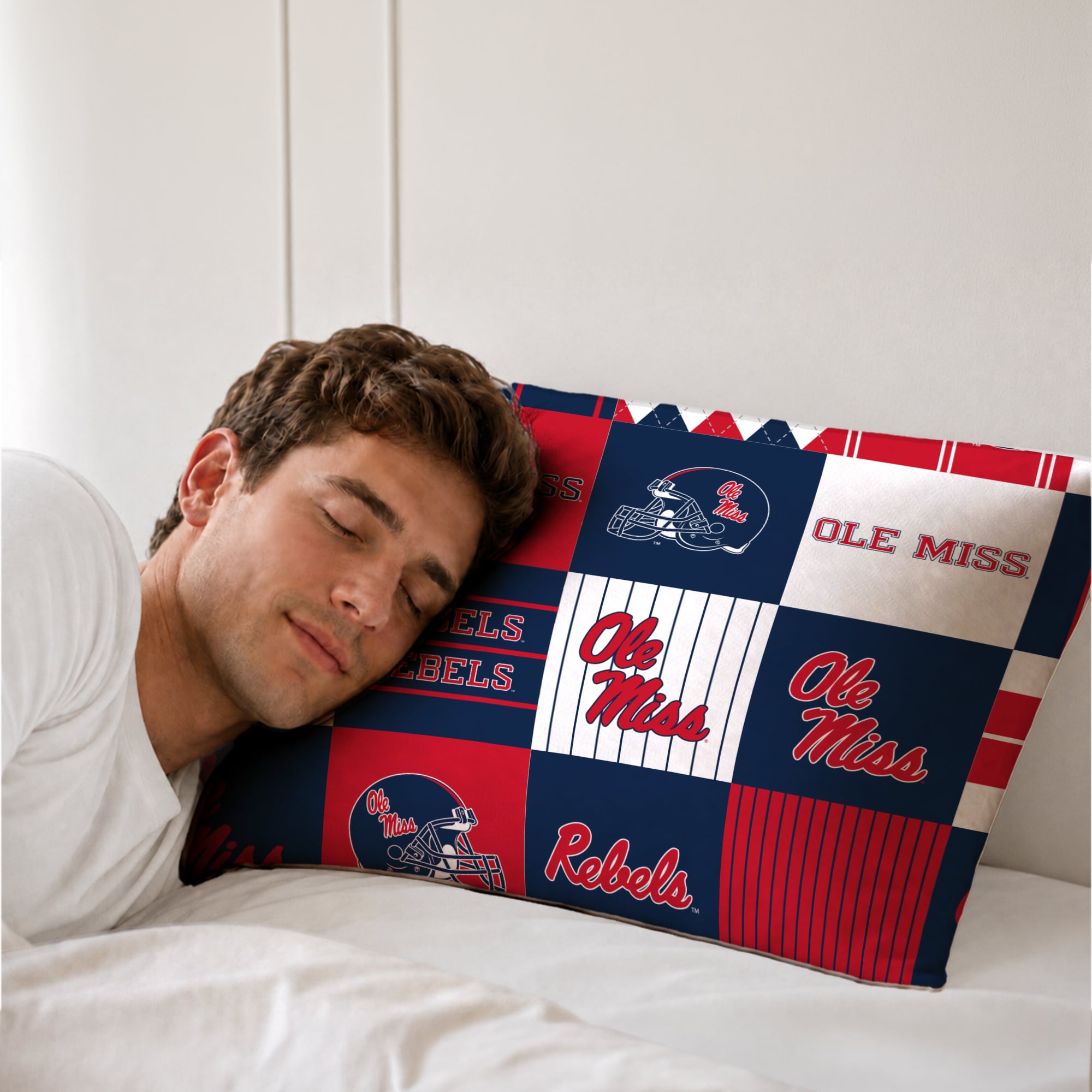 Pegasus Ole Miss Rebels Patchwork Plaid Three-Piece Full/Queen Bed in a Bag Set