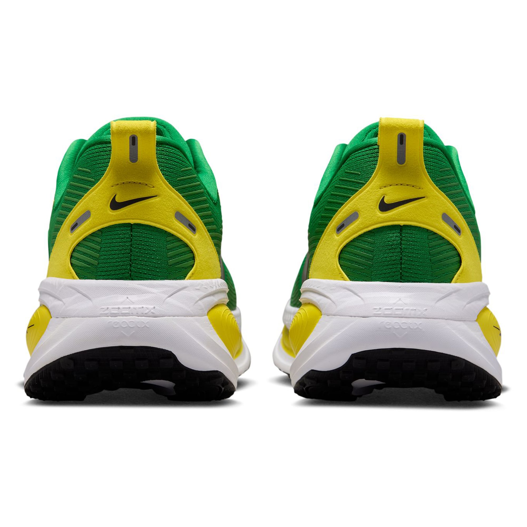 Men's Nike Oregon Ducks Vomero 18 Running Shoes