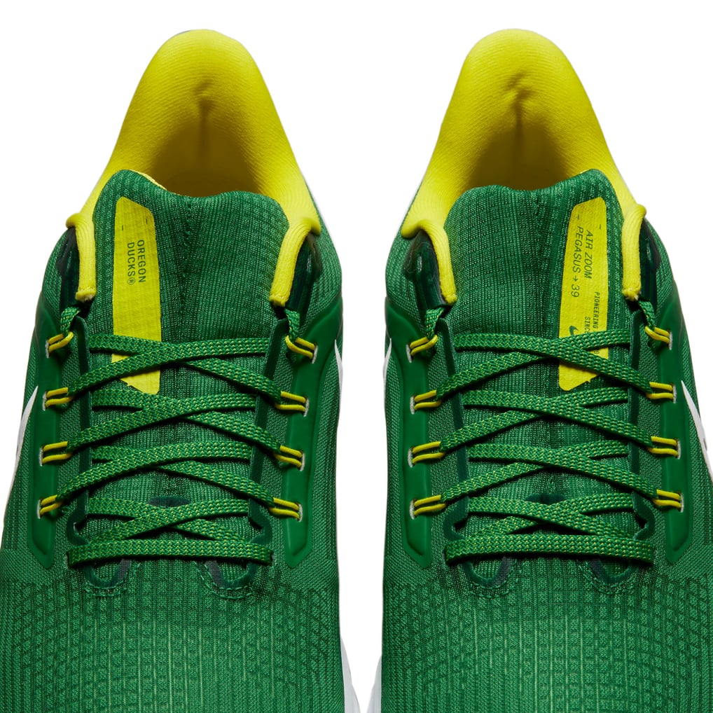 Nike Zoom Pegasus 39 in Apple Green and yellow Oregon Ducks sz14 Unisex Nike Green Oregon Ducks Zoom Pegasus 39 Running Shoe main image 3