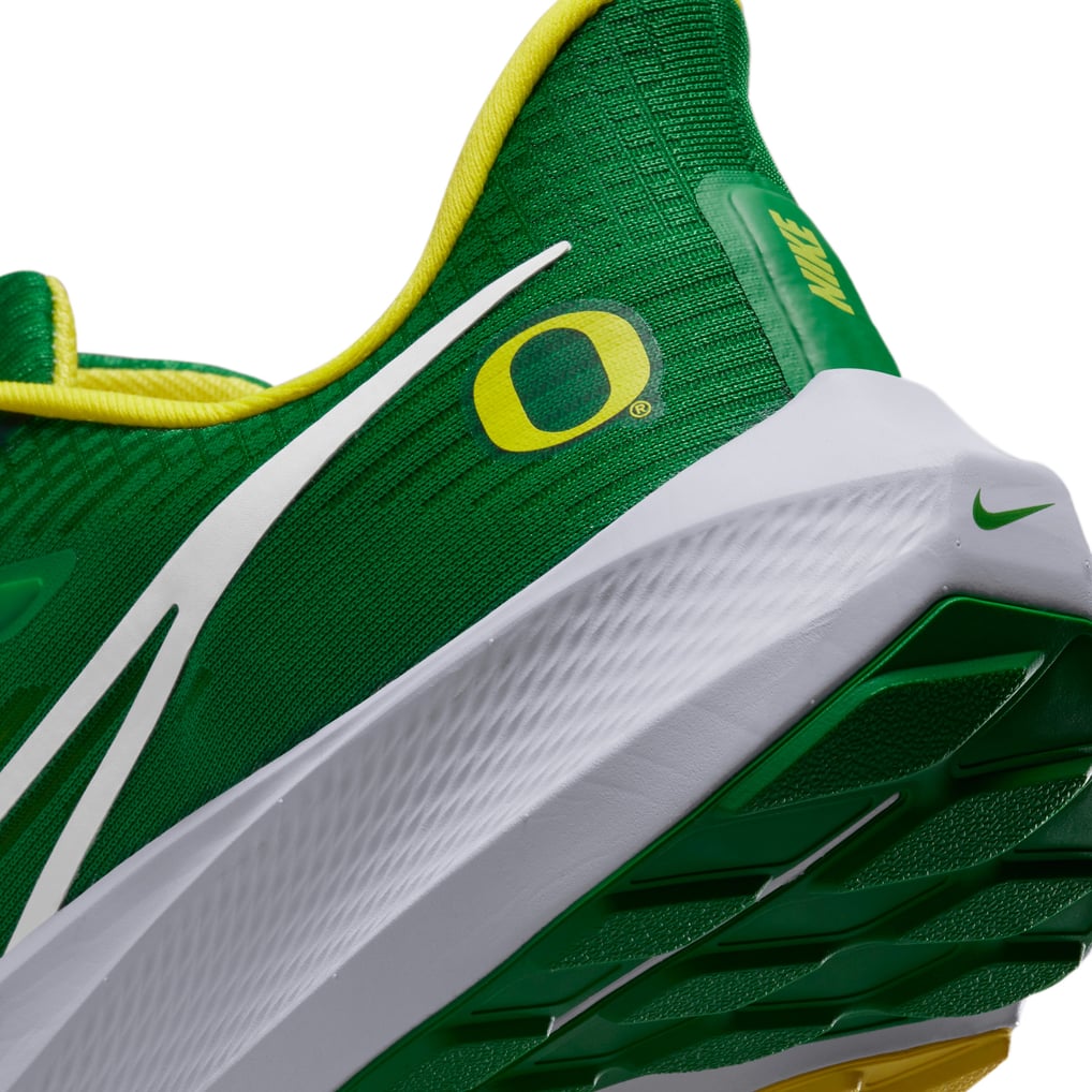 Unisex Nike Green Oregon Ducks Zoom Pegasus 39 Running Shoe display picture 1