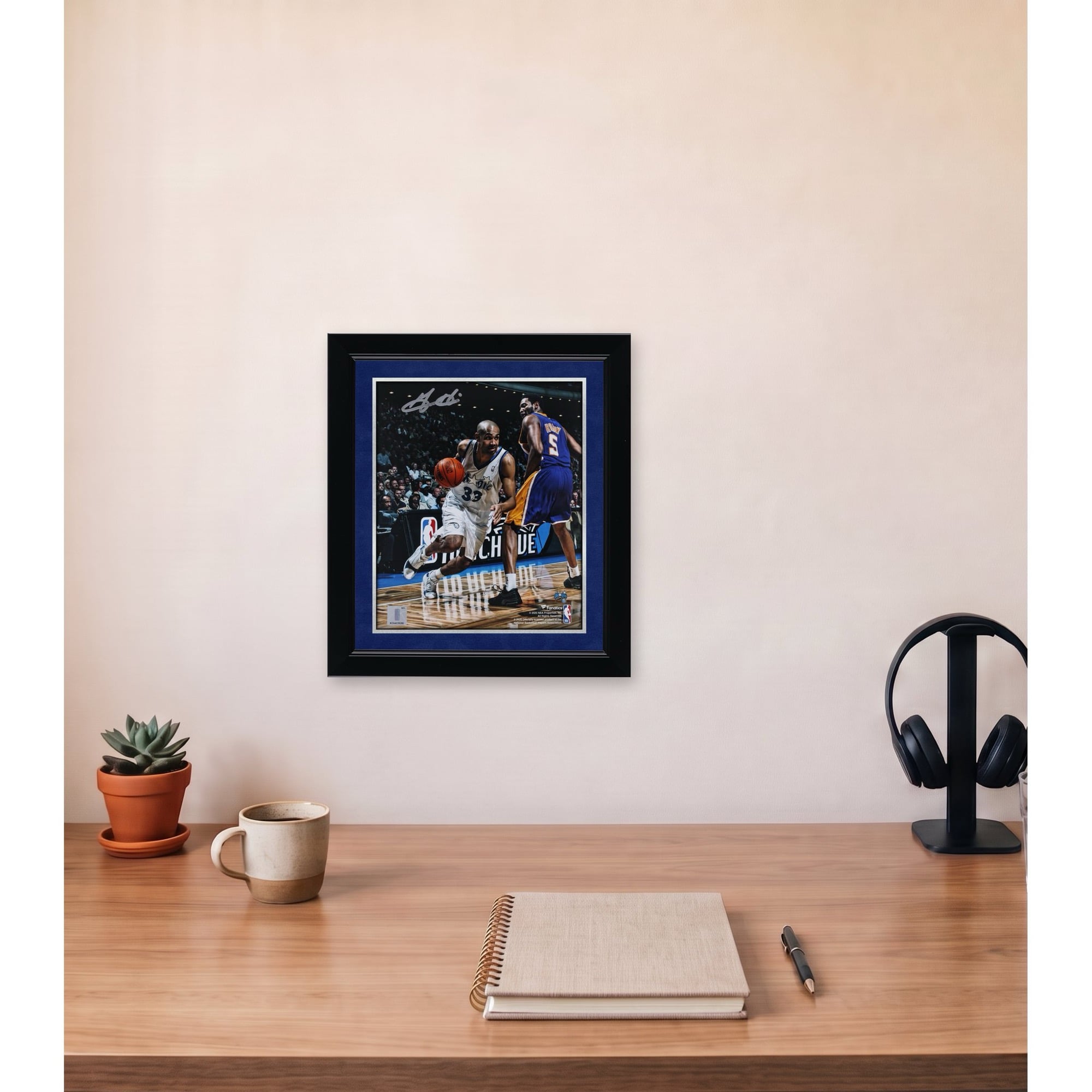 Grant Hill Orlando Magic Autographed 8" x 10" Driving to the Basket Photograph