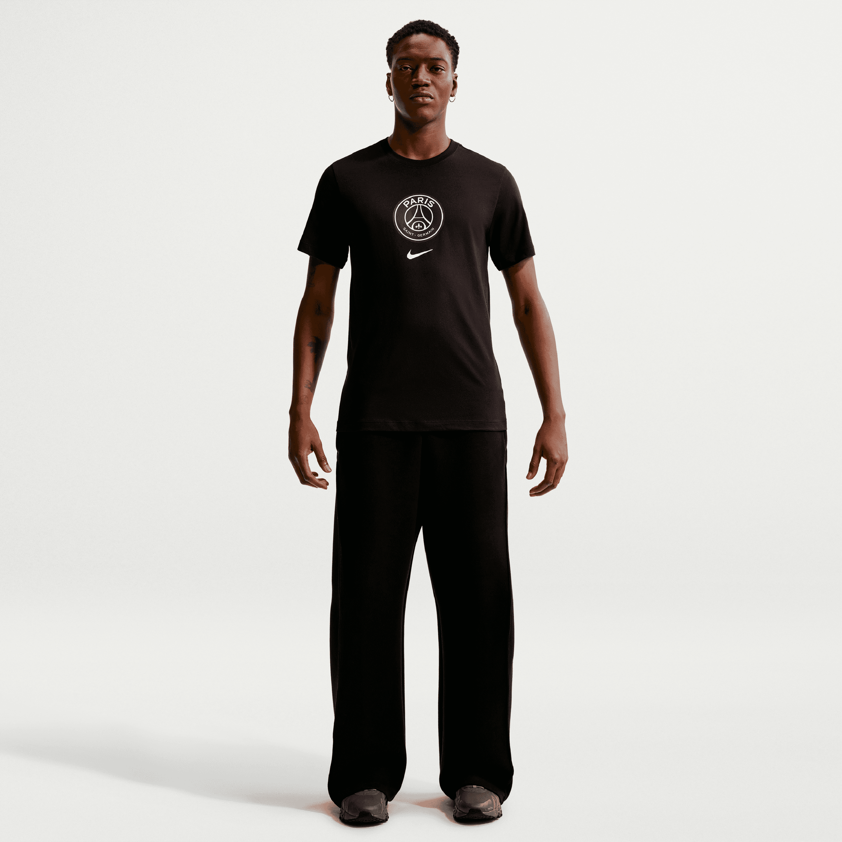 T-shirt Nike noir pour homme avec écusson du Paris Saint-Germain