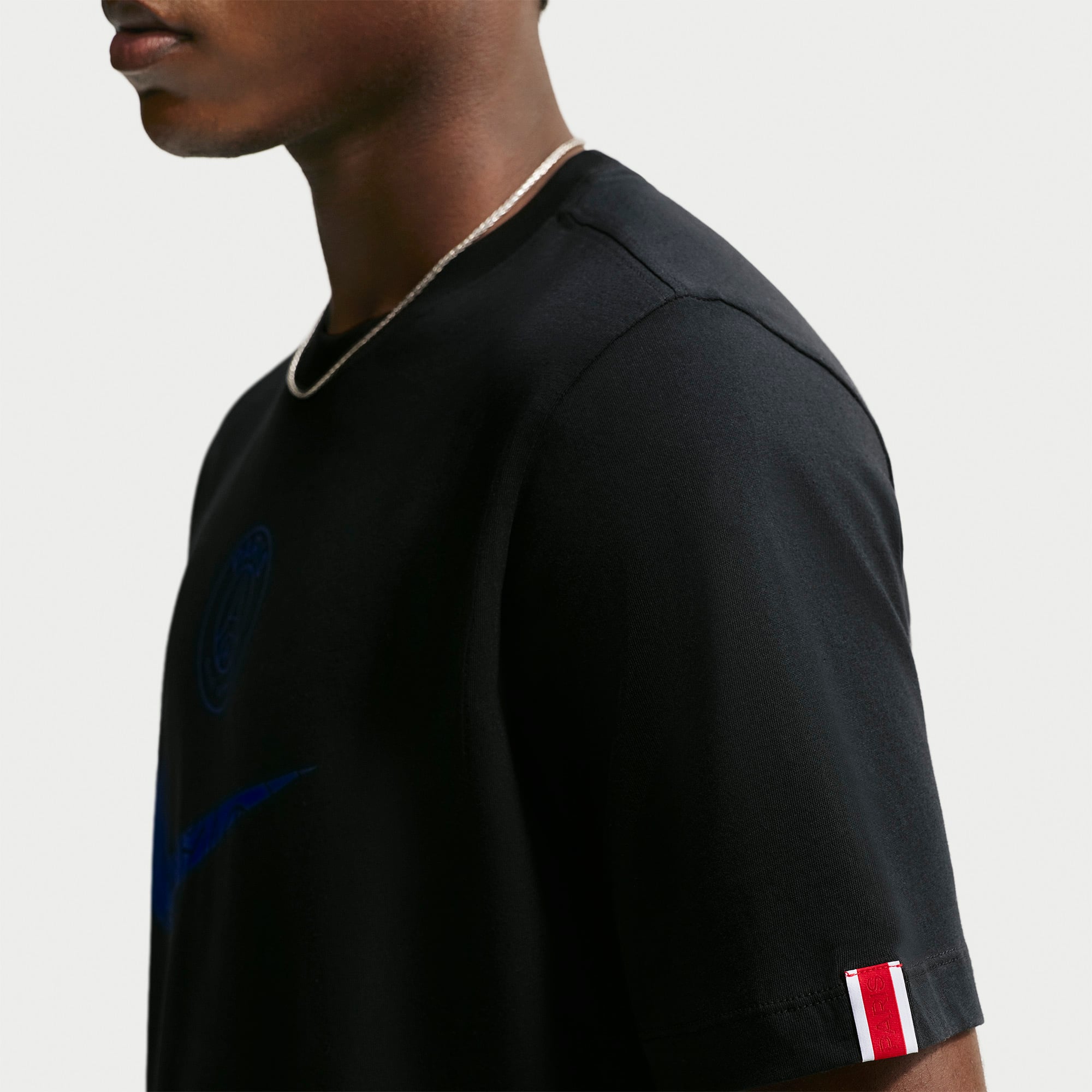 T-shirt Nike noir pour homme, logo Swoosh du Paris Saint-Germain