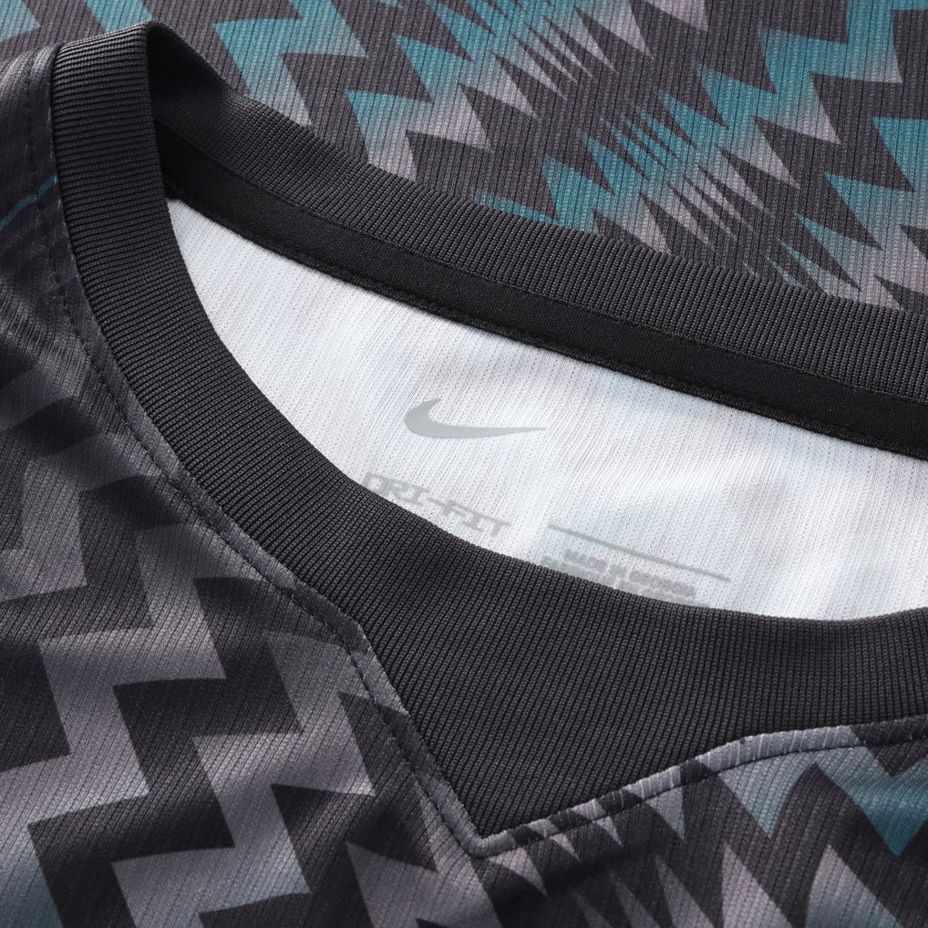 PSG Nike Goalkeeper Stadium Long Sleeve Shirt 2026-27 - Womens