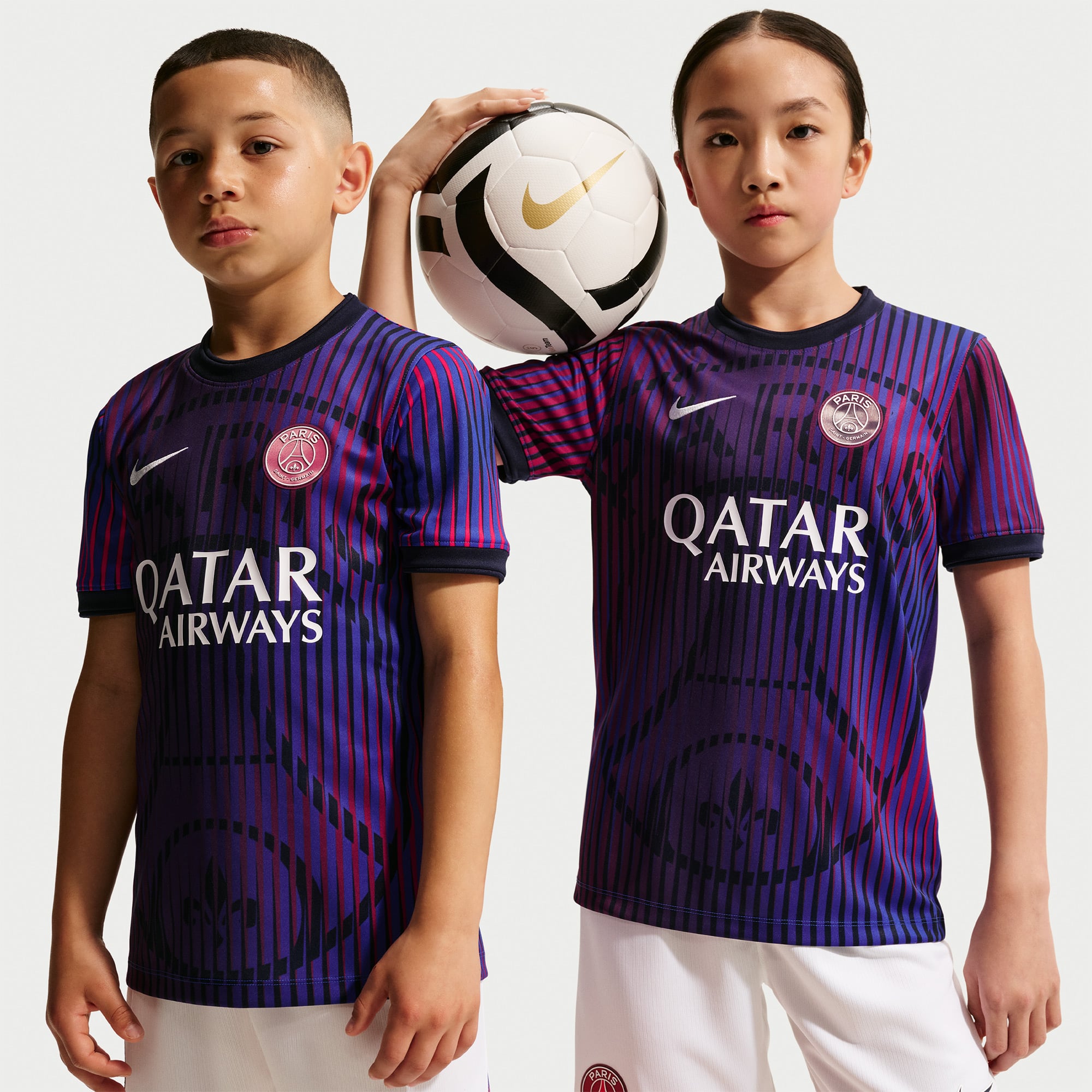 Youth Nike  Navy Paris Saint-Germain 2026/27 Dri-FIT Pre-Match Top