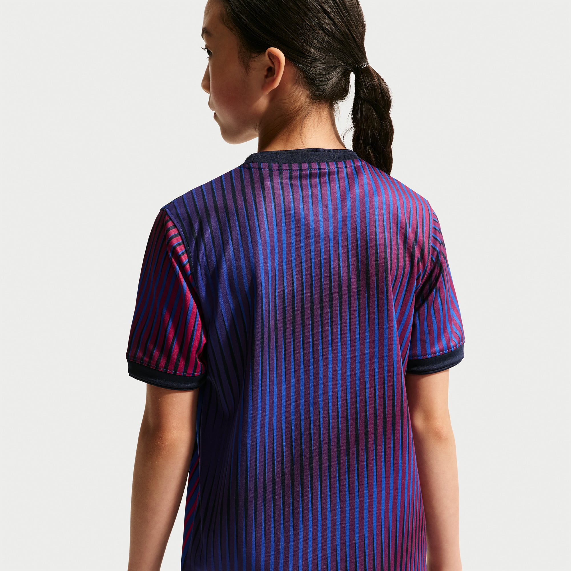 Youth Nike  Navy Paris Saint-Germain 2026/27 Dri-FIT Pre-Match Top