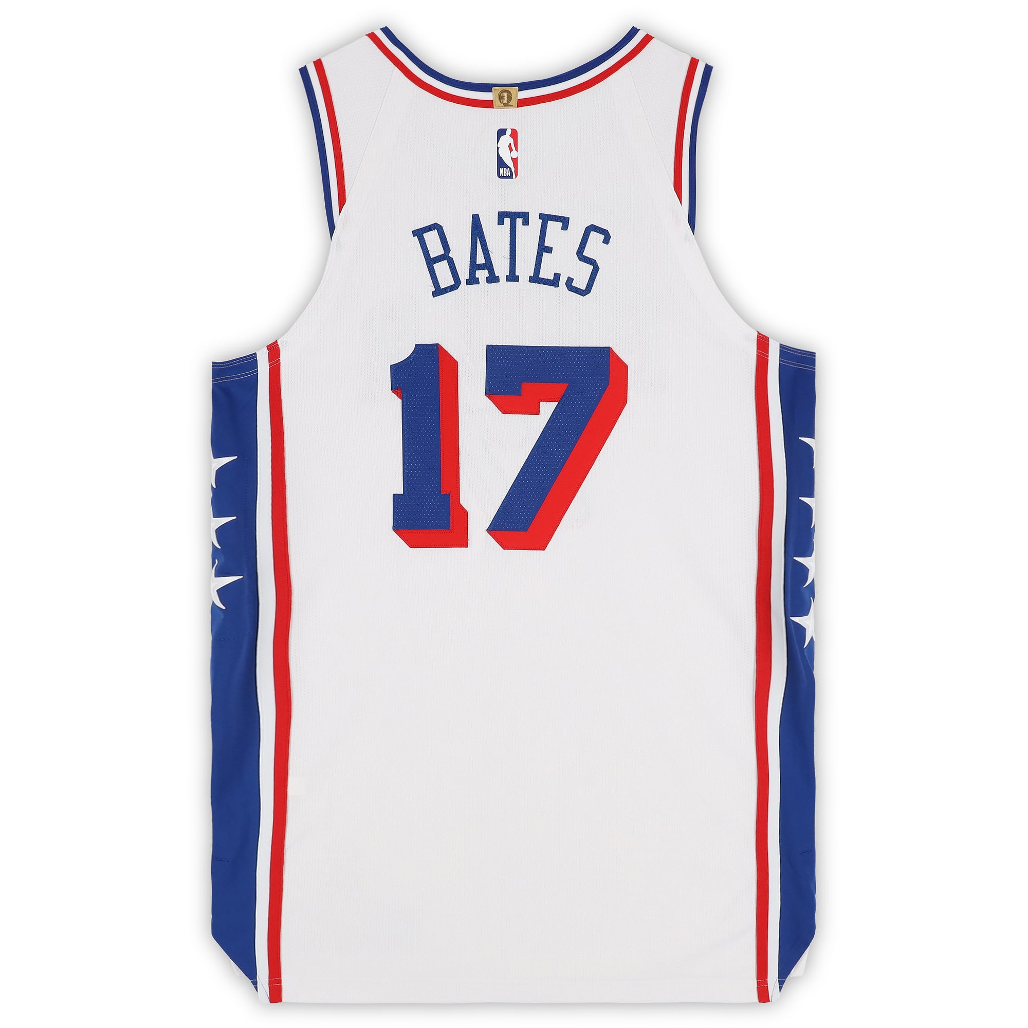 Maillot blanc n° 17 d'Emoni Bates (Philadelphia 76ers), porté par le joueur lors de la saison NBA 2025-2026 - Taille 48+4