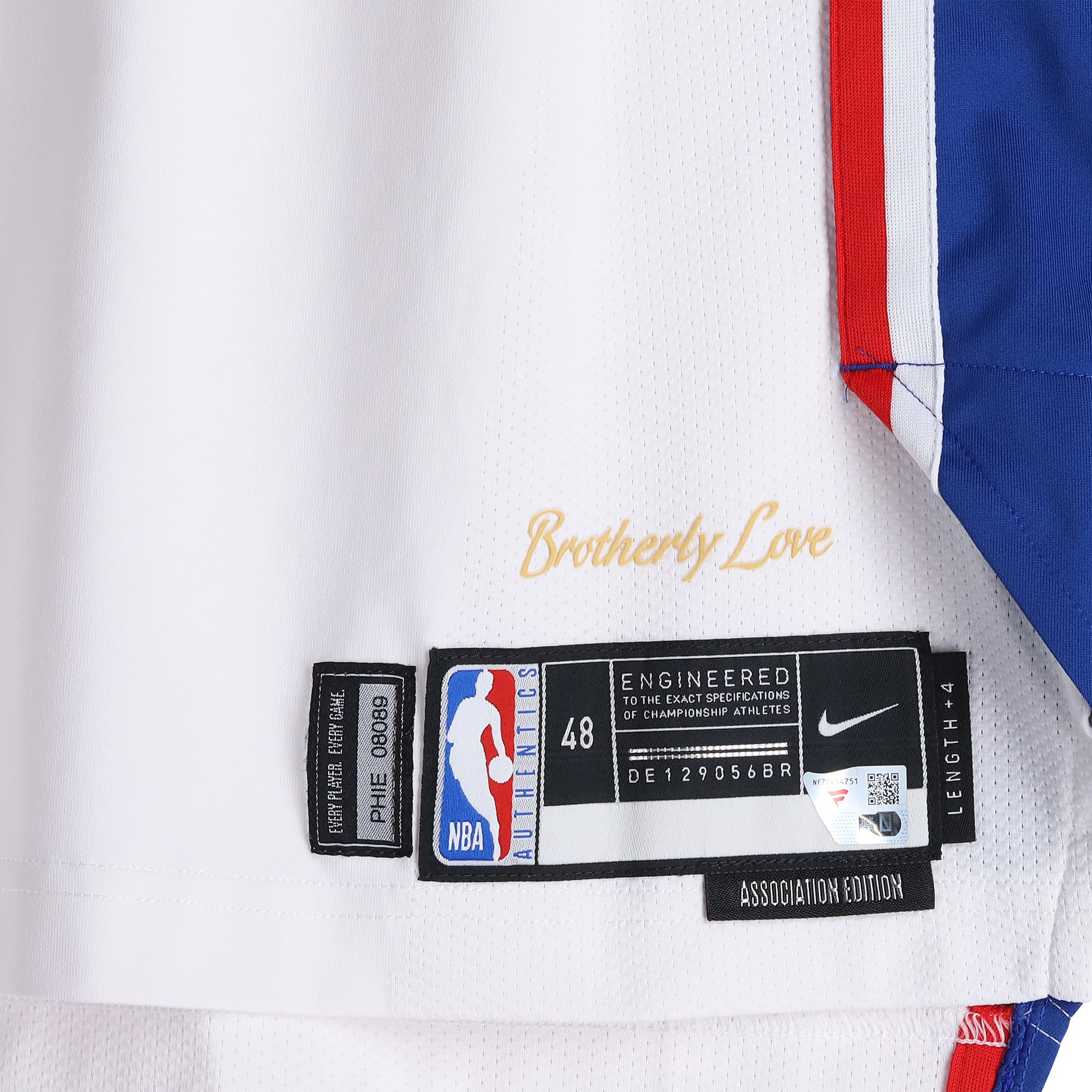 Maillot blanc n° 17 d'Emoni Bates (Philadelphia 76ers), porté par le joueur lors de la saison NBA 2025-2026 - Taille 48+4