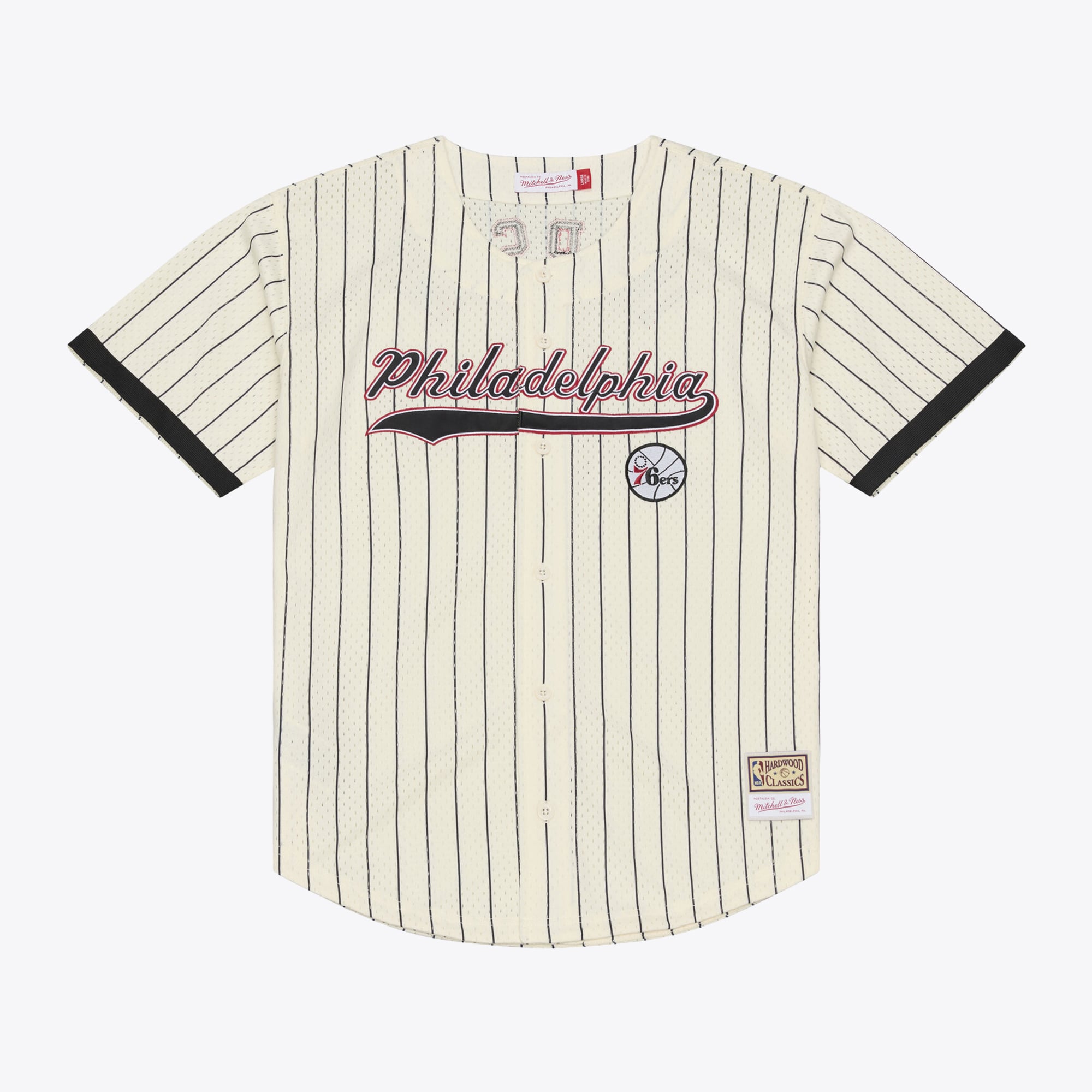 Maillot Mitchell & Ness Allen Iverson crème Philadelphia 76ers pour homme, en maille et à boutons.