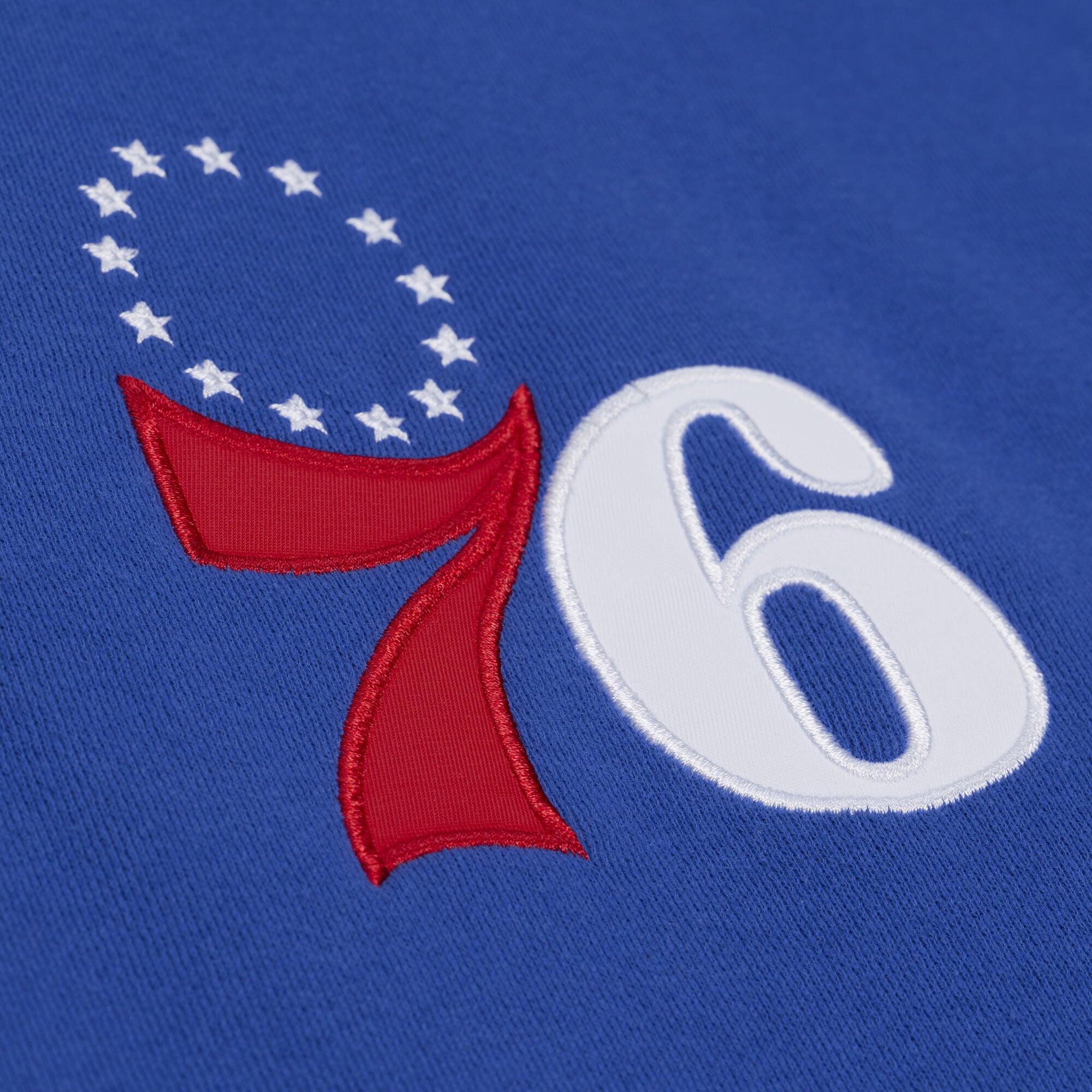Sweat à capuche en polaire Mitchell & Ness Royal Philadelphia 76ers pour homme