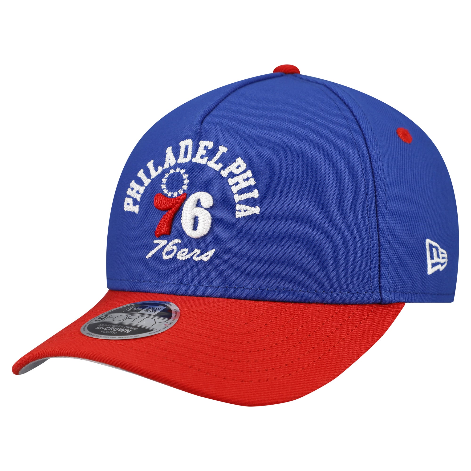Casquette ajustable New Era bleue Philadelphia 76ers Arch 9FORTY pour jeunes, style A-Frame, couronne en M