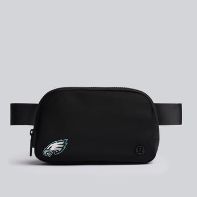 Philadelphia Eagles lululemon Everywhere Belt Bag - Black