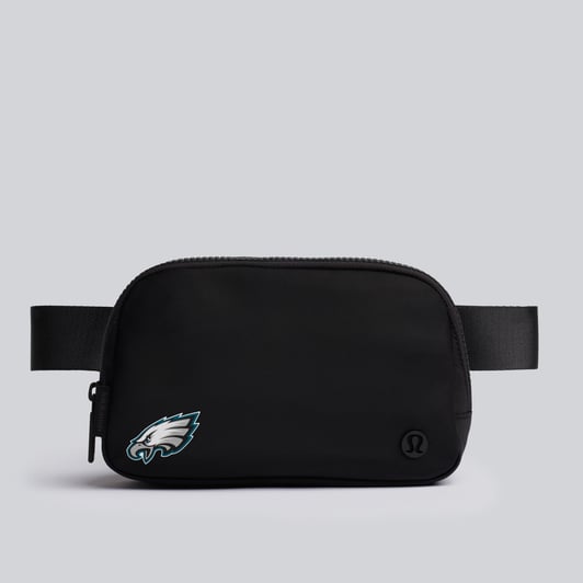 Philadelphia Eagles lululemon Everywhere Belt Bag - Black