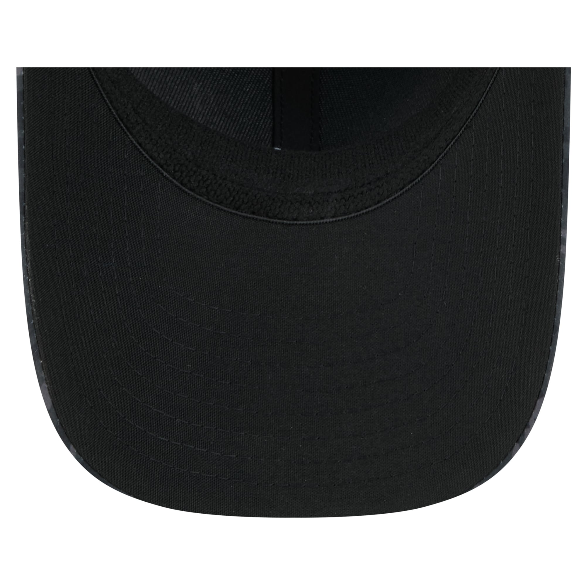 Casquette extensible New Era noire Philadelphia Eagles 2026 Salute To Service 39THIRTY M-Crown pour homme