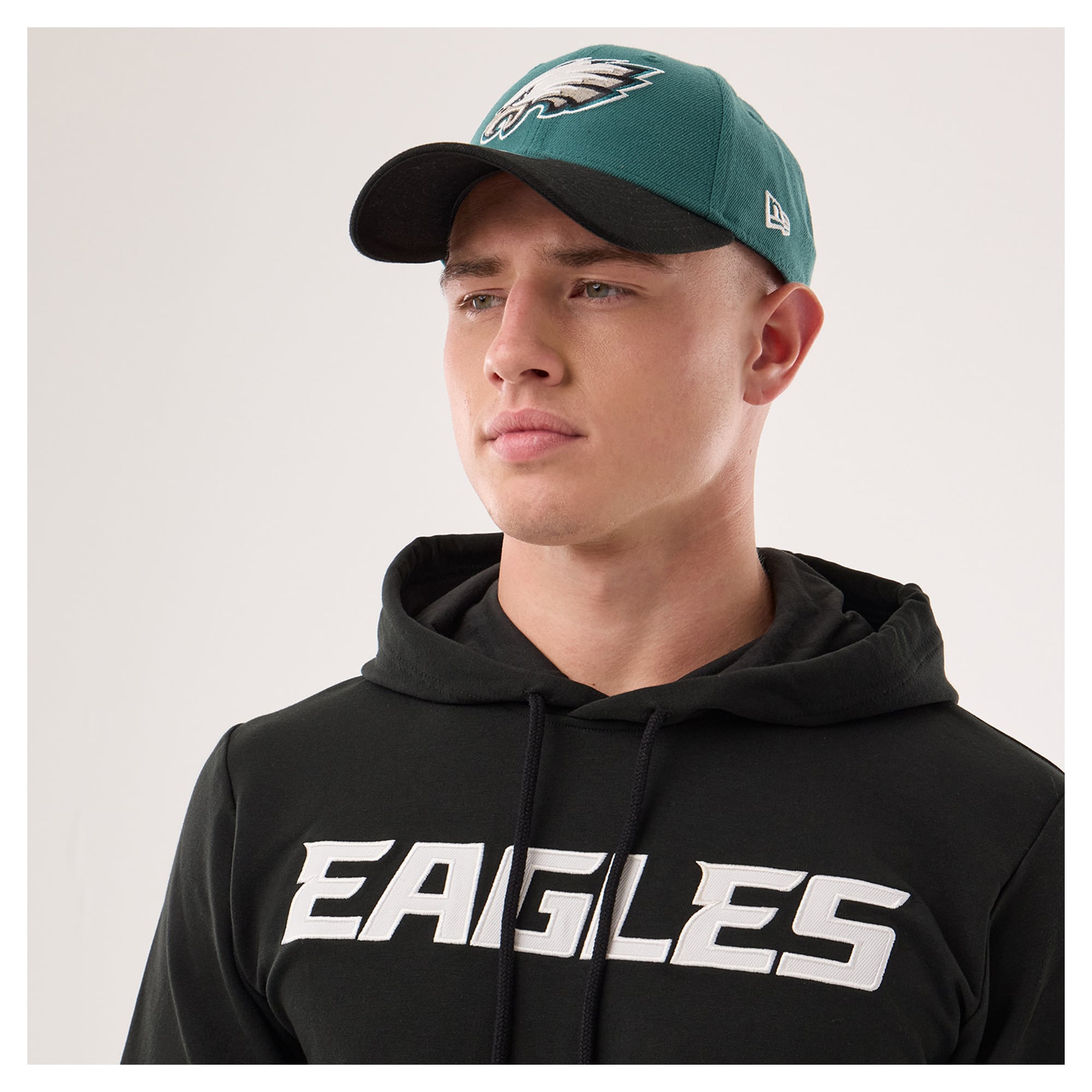 Men's New Era Black Philadelphia Eagles Functional Fandom Twofer Hoodie