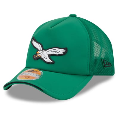 Philadelphia Eagles New Era 2026 Sideline Throwback Apex 9FORTY Adjustable Trucker Hat - Kelly Green