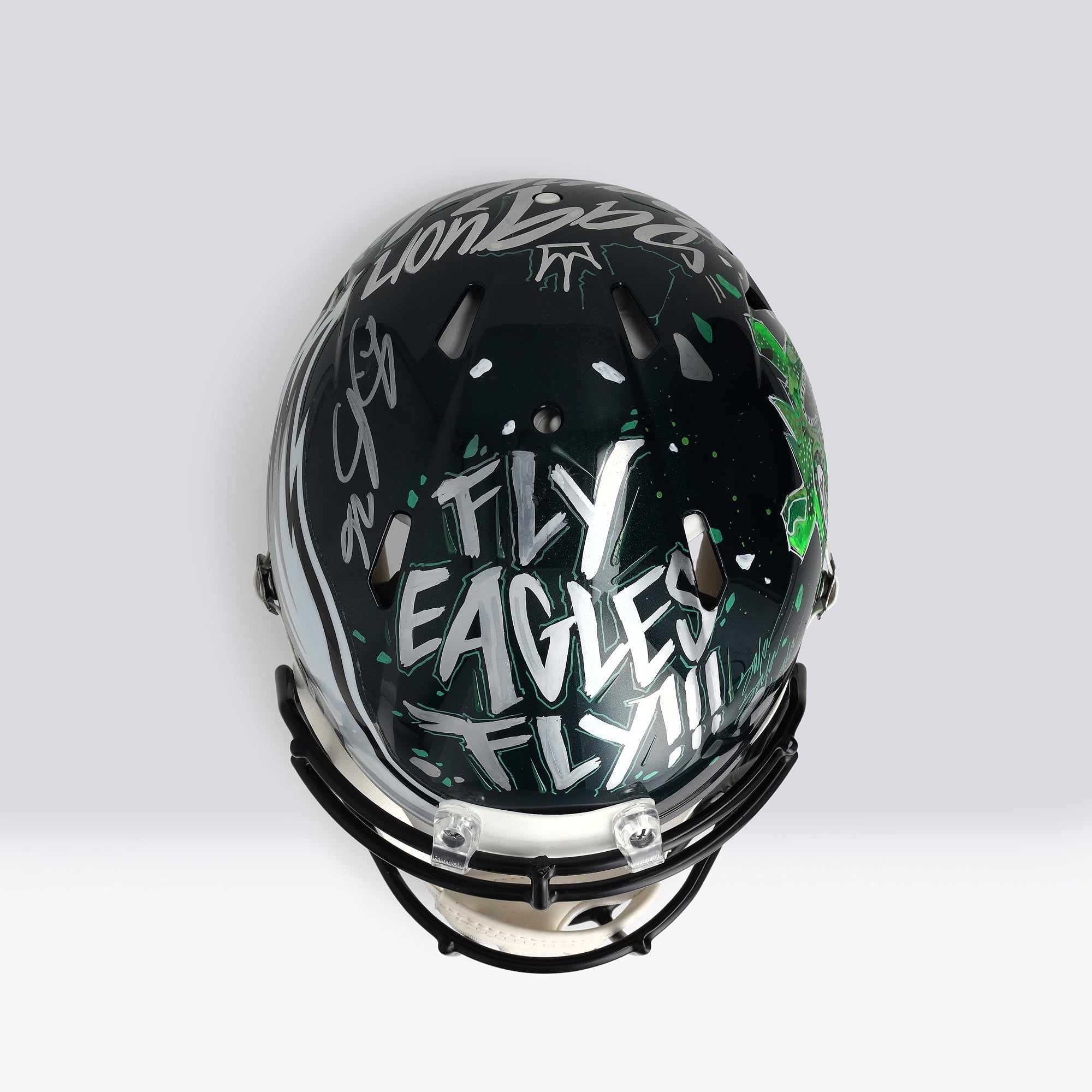 Casque Speed ​​Authentic autographié par Saquon Barkley (Philadelphia Eagles) - Illustration de King Saladeen - Édition limitée n° 1/1 - BB14001606