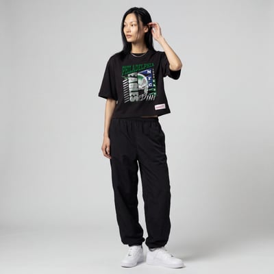 Philadelphia Eagles Mitchell & Ness Women's Street Graphic Boxy Cropped T-Shirt - Black