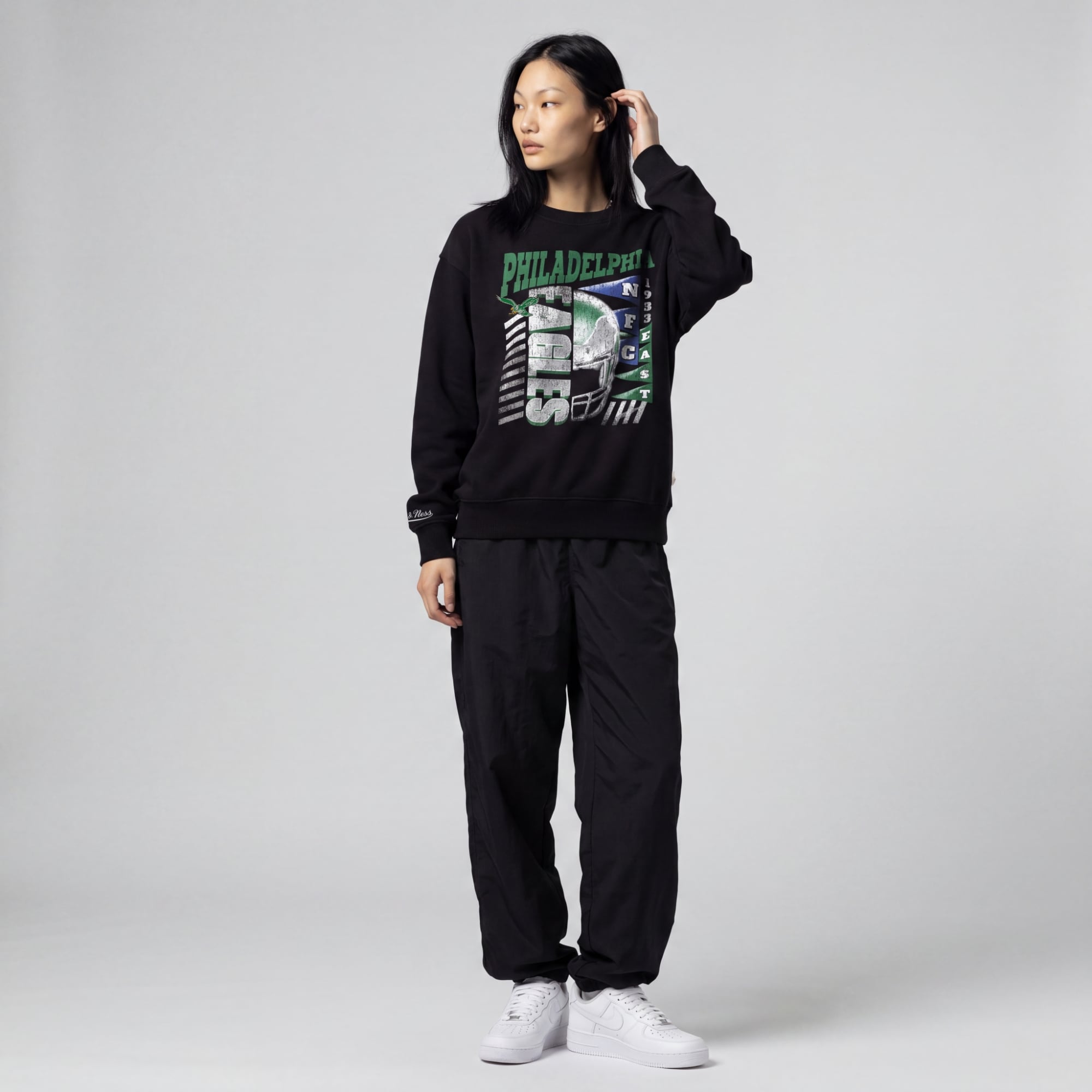Sweat-shirt à col rond Mitchell & Ness noir pour femme