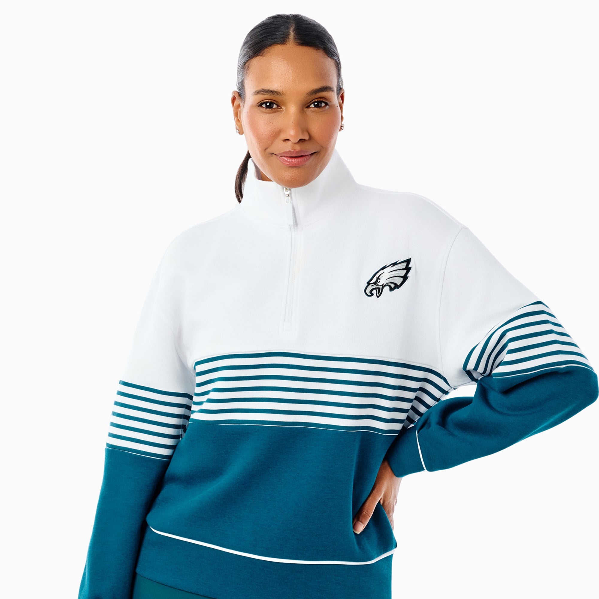Pull-over à col zippé pour femme Philadelphia Eagles x Addison Bay, vert nuit et blanc, style universitaire, en mélange de trois matières.