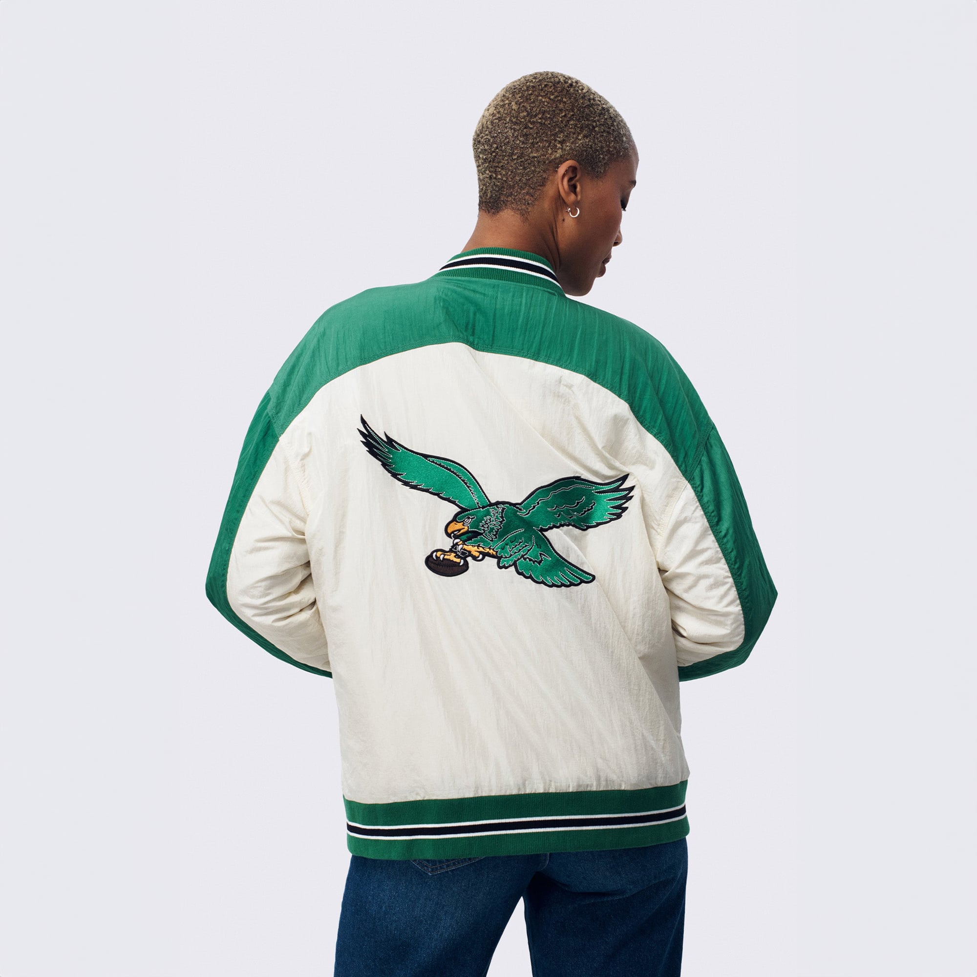 Veste bomber zippée Terez blanche Philadelphia Eagles pour femme