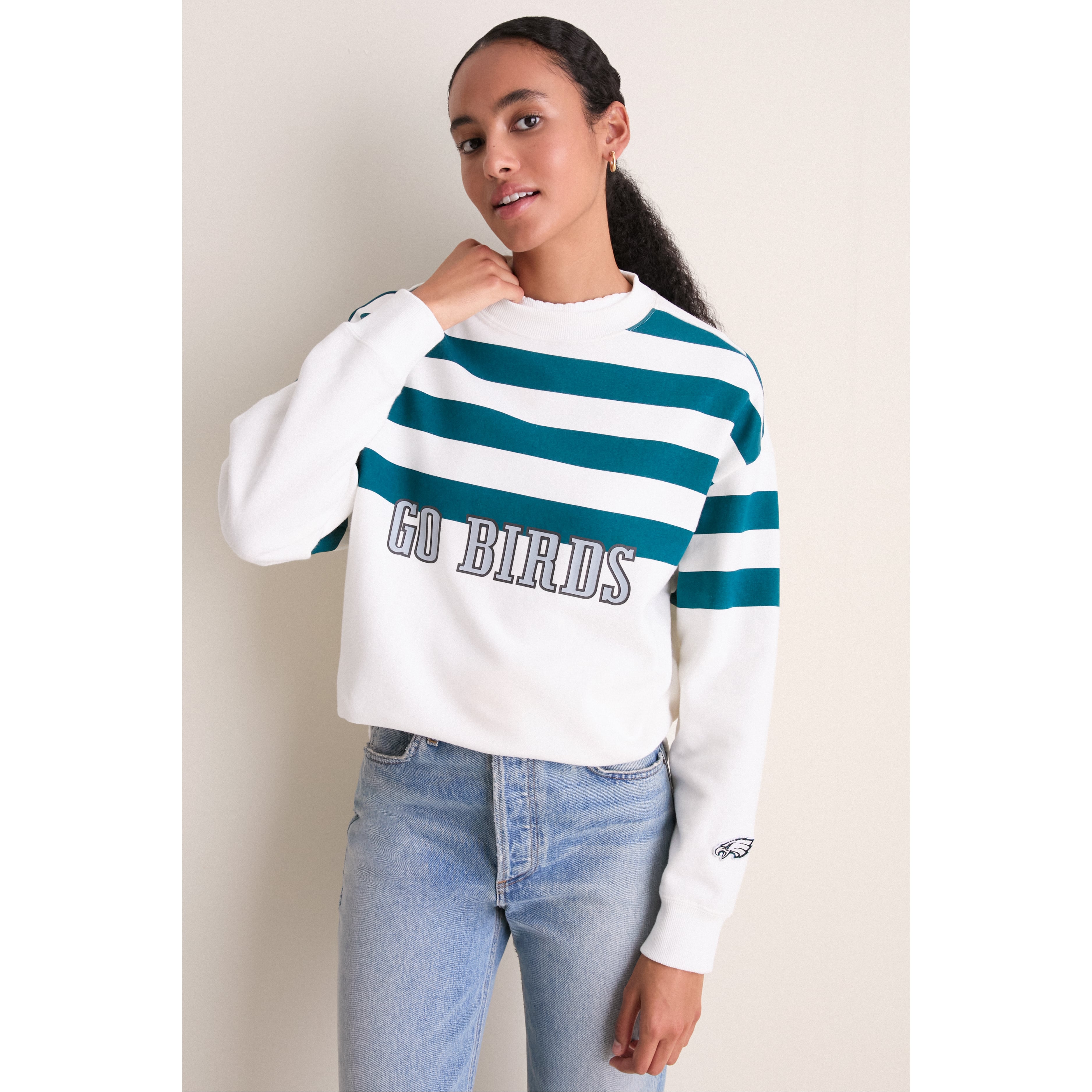 Sweat-shirt rayé blanc/vert nuit Tuckernuck pour femme, motif Eagles de Philadelphie