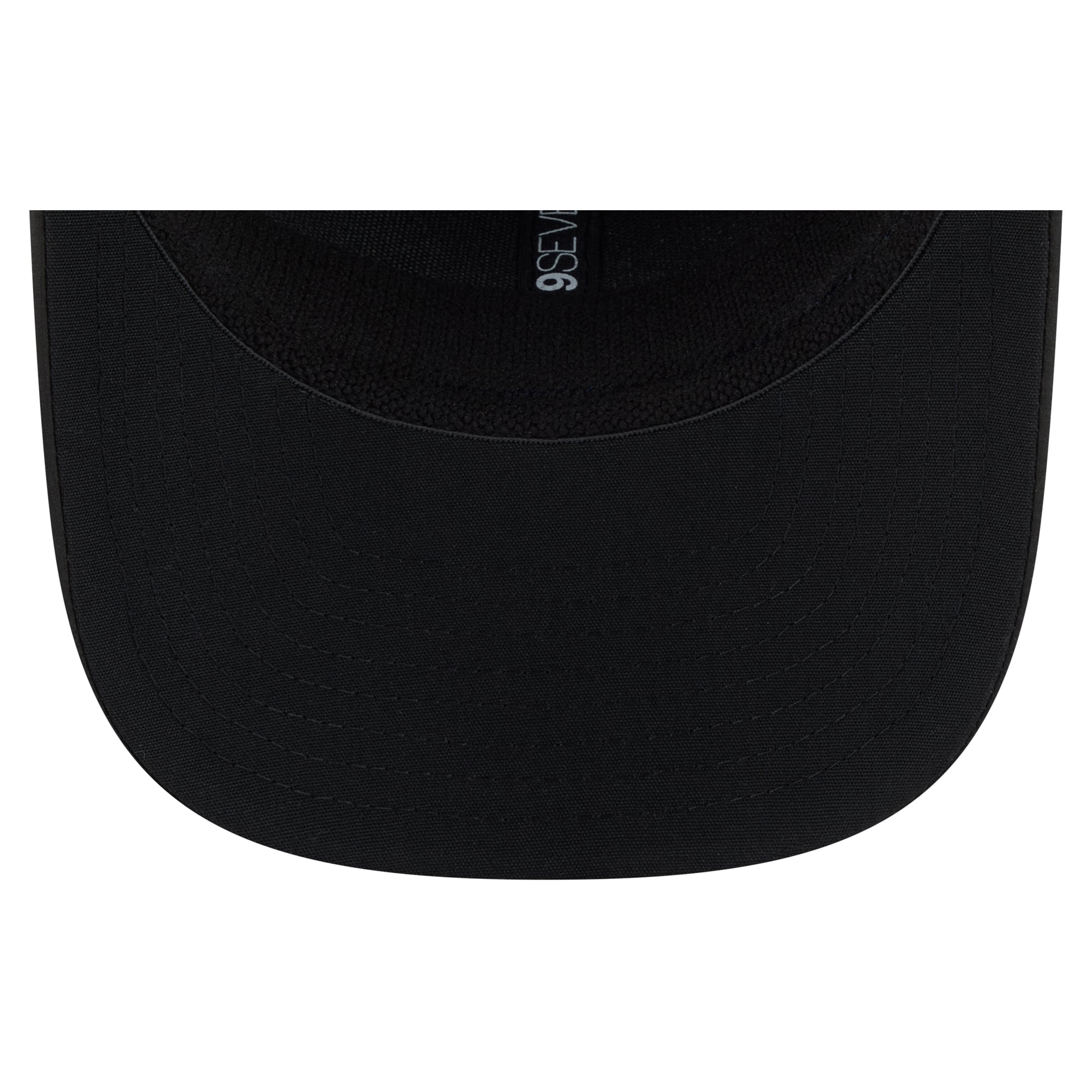 Casquette ajustable New Era noire Philadelphia Eagles 2026 Salute To Service 9SEVENTY pour jeunes
