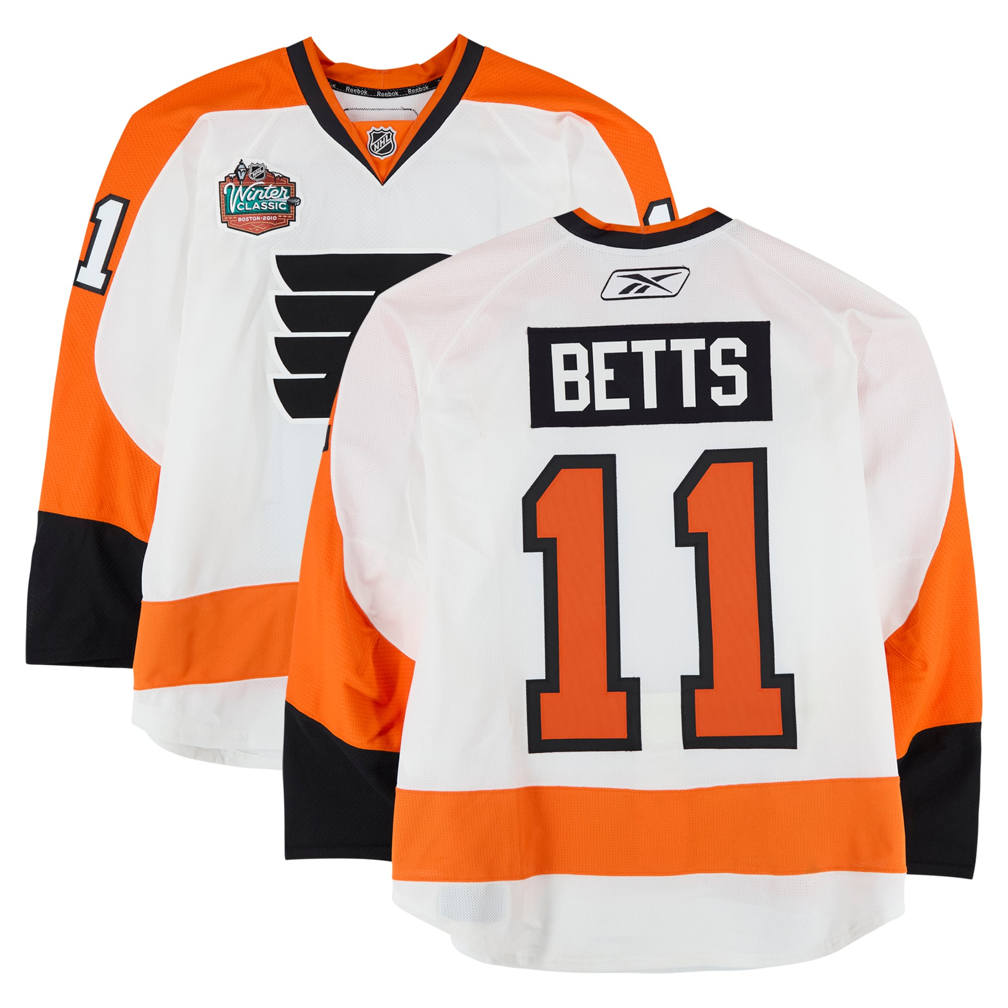 Maillot blanc n° 11 porté à l'entraînement par Blair Betts des Flyers de Philadelphie contre les Bruins de Boston le 1er janvier 2010